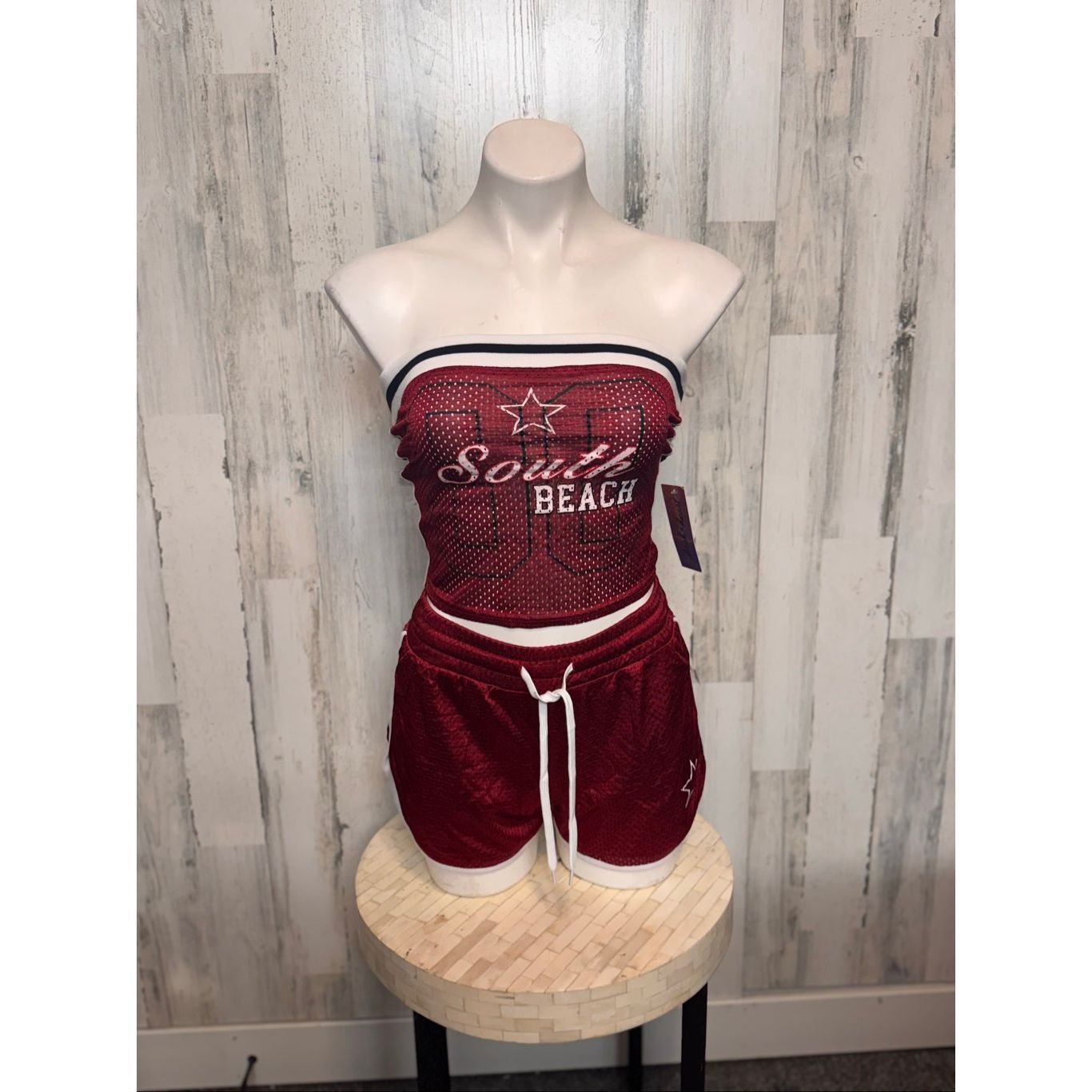 Other Derek Heart “South Beach” Red Two-Piece Tube Top & Shorts Set (Size M) Size 30" / US 8 / IT 44 - 6 Thumbnail