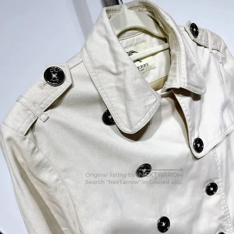 Burberry Burberry Women's Short Cotton Trench Coat. Size M / US 6-8 / IT 42-44 - 5 Thumbnail
