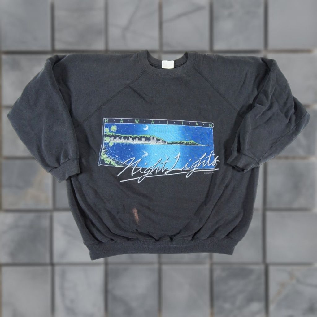 Hanes Vintage Hanes 90s Hawaiian Crewneck Sweatshirt XL Men Black Fleece Pullover Outdoor Casual Size US XL / EU 56 / 4 - 1 Thumbnail