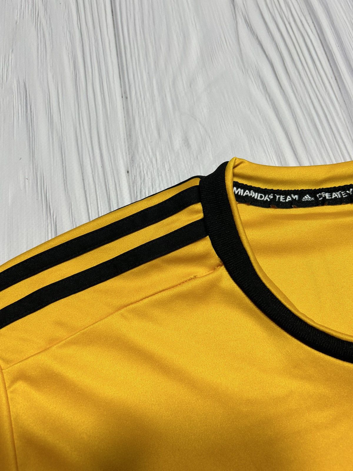 Adidas Wolverhampton 2018/19 Adidas Soccer Jersey Size L Size US L / EU 52-54 / 3 - 9 Thumbnail