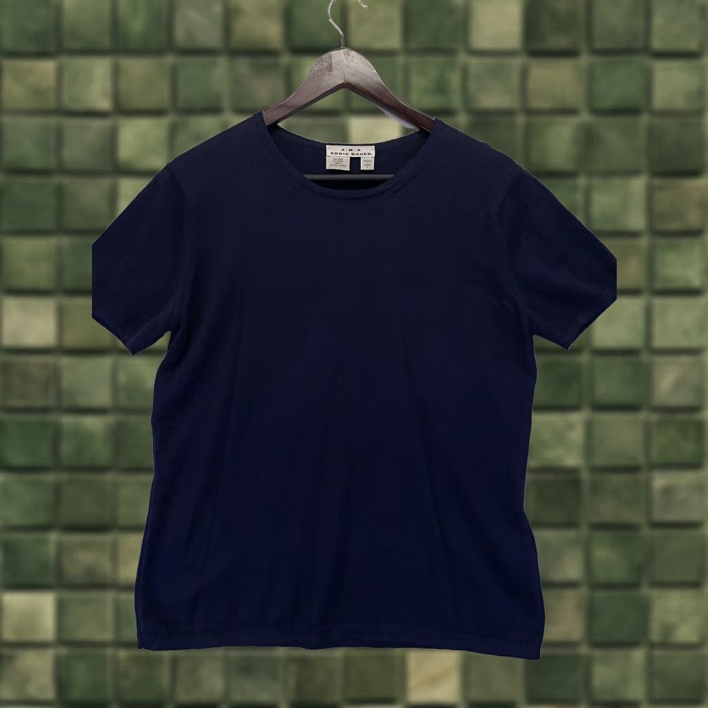 Eddie Bauer VINTAGE Eddie Bauer Shirt Women’s SZ L Blue Knit Short Sleeve 100% Cotton T-Shirt Size L / US 10 / IT 46 - 1 Thumbnail