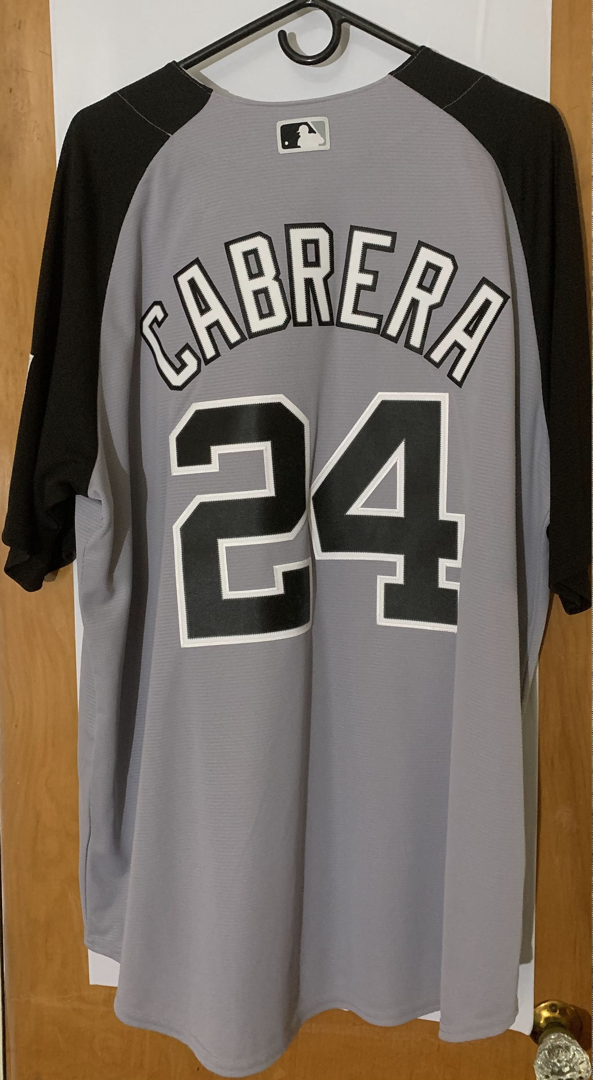 Majestic Majestic Detroit Tigers Miguel Cabrera #24 Jersey XL Grey Size US XL / EU 56 / 4 - 2 Thumbnail
