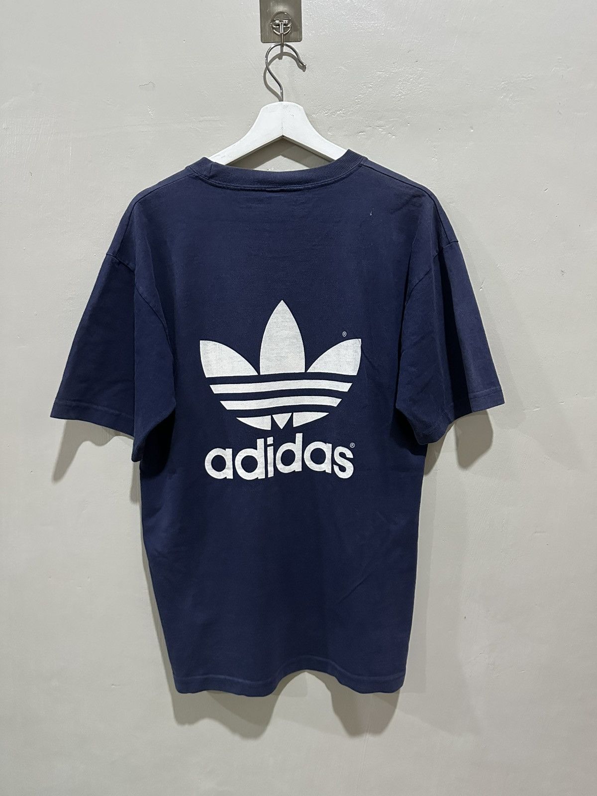 Adidas Adidas Big Logo x Tshirt Size US M / EU 48-50 / 2 - 4 Thumbnail