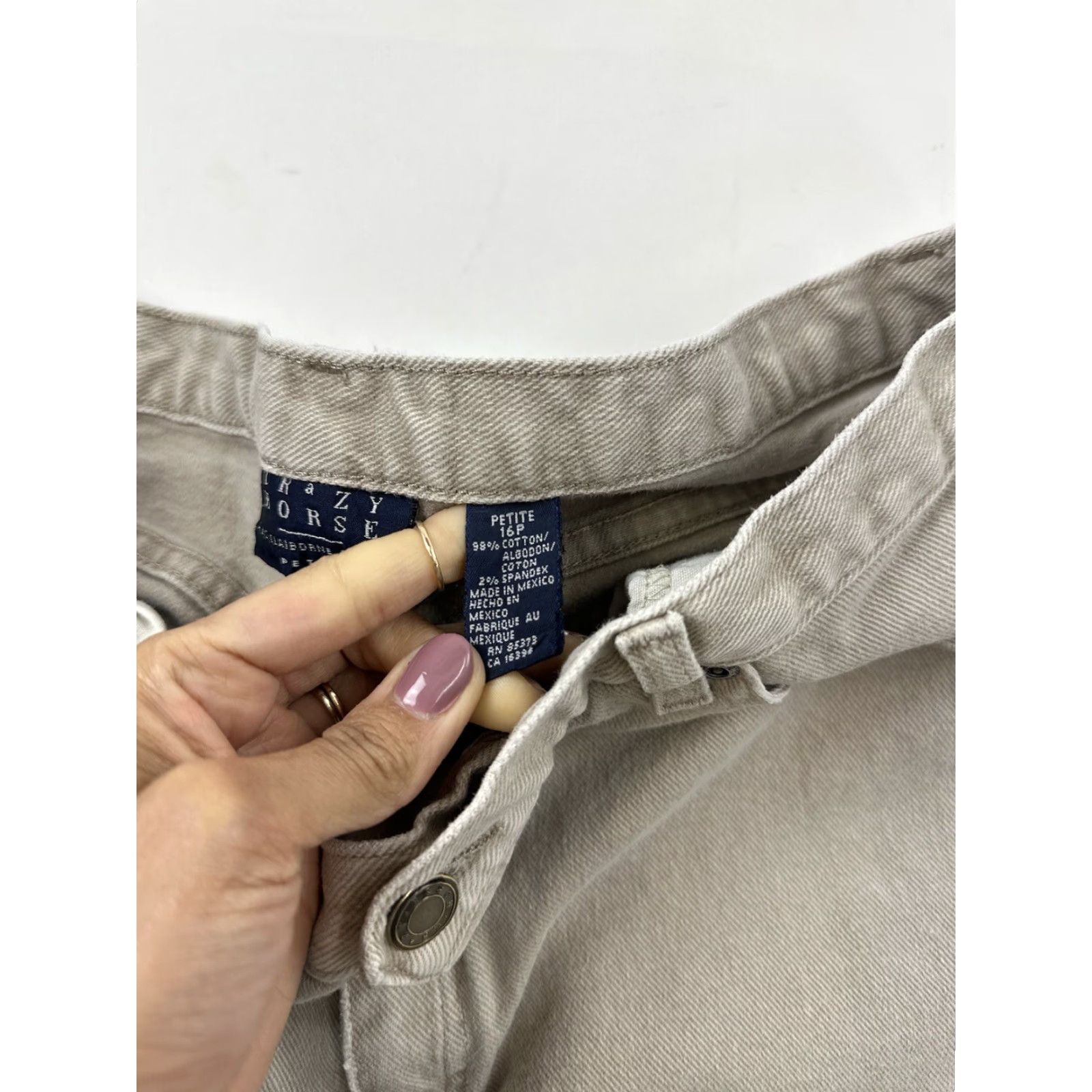 Vintage VINTAGE Crazy Horse Jeans Women 16P Khaki Beige Horse Petite 16P Jeans Womens Khakis Vintage Size 38" / US 16 / IT 52 - 4 Thumbnail