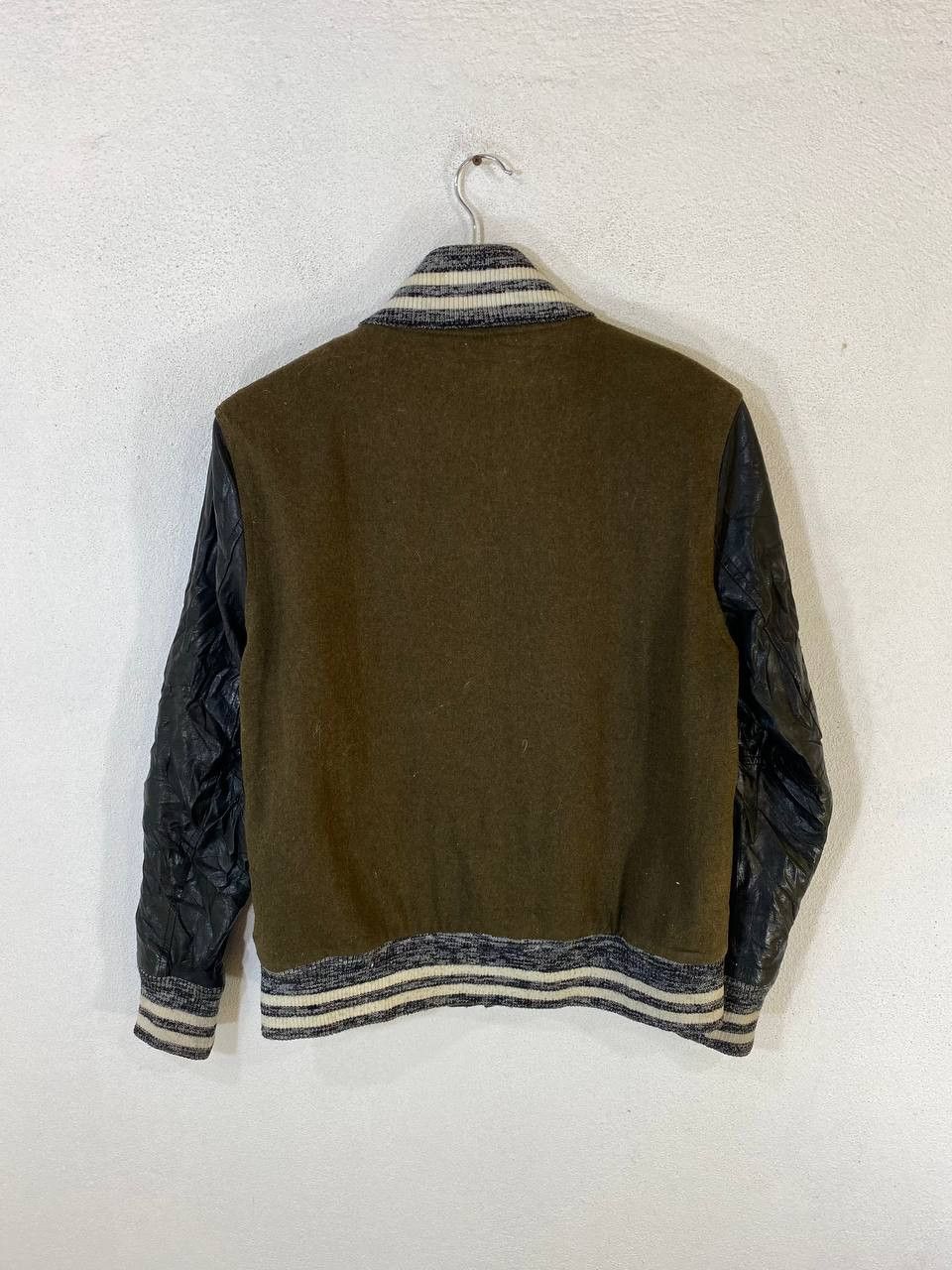 Japanese Brand japanese brand leather sleeves varsity jacket nice design Size US M / EU 48-50 / 2 - 9 Thumbnail