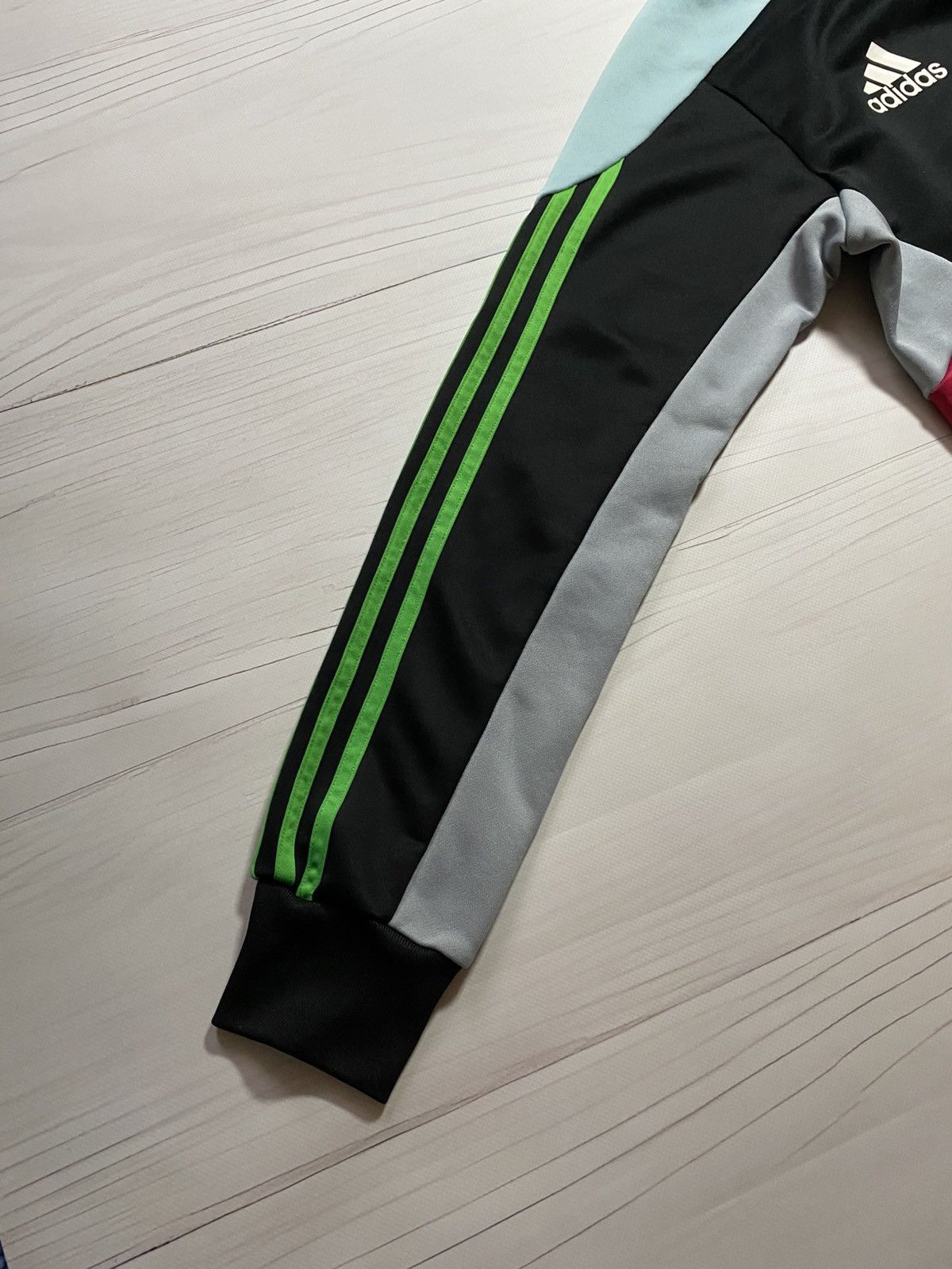 Adidas Adidas Harlequins 2014 training rugby hoodie Size US S / EU 44-46 / 1 - 10 Thumbnail