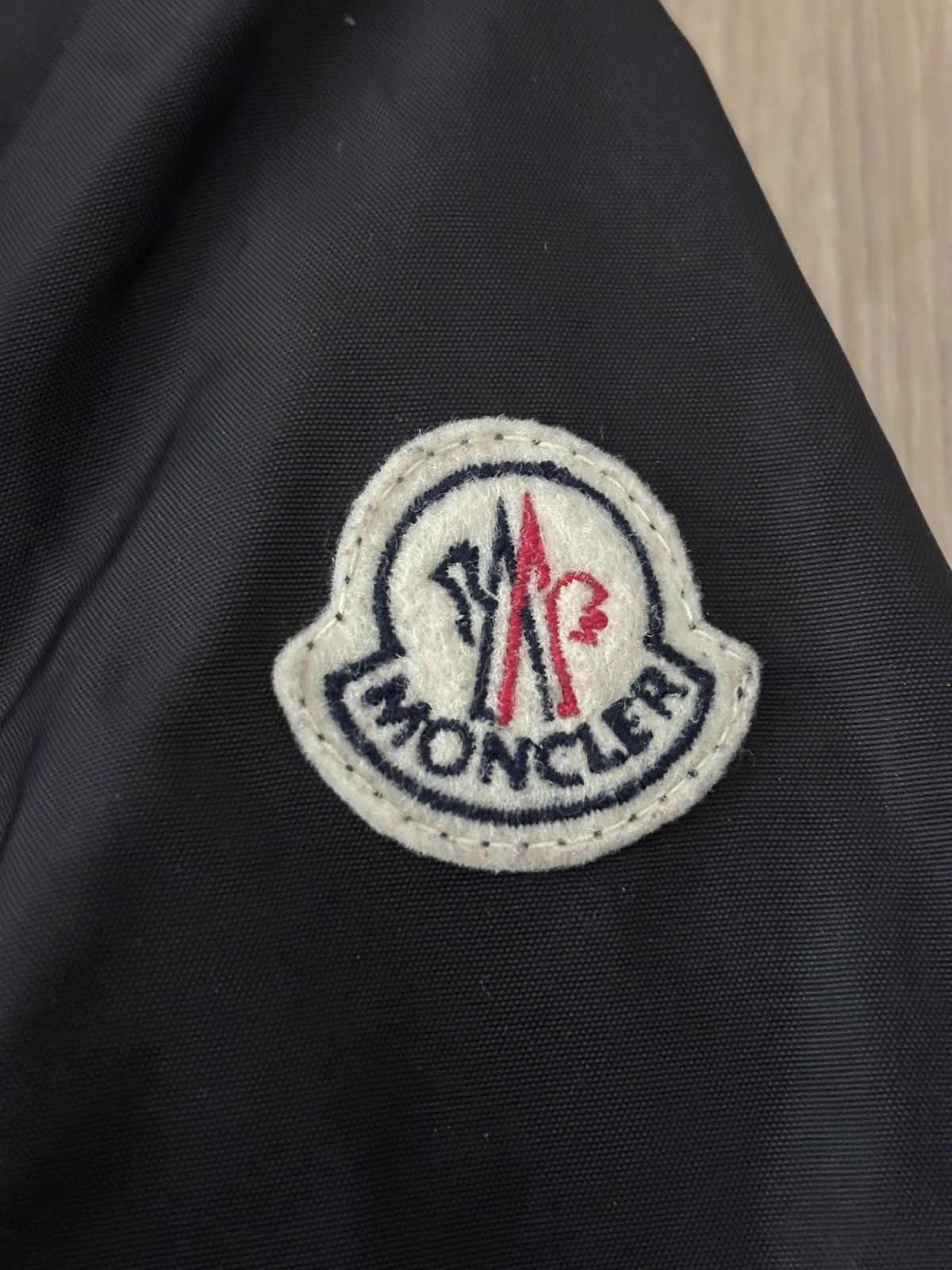 Moncler MONCLER WOMEN LIGHTWEIGHT JACKET Size XS / US 0-2 / IT 36-38 - 2 Thumbnail