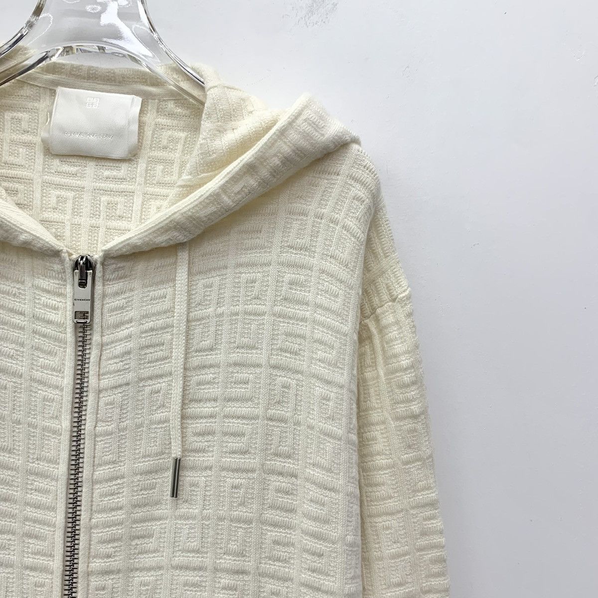Givenchy Givenchy beige full print cashmere knit jacket Size S / US 4 / IT 40 - 3 Thumbnail