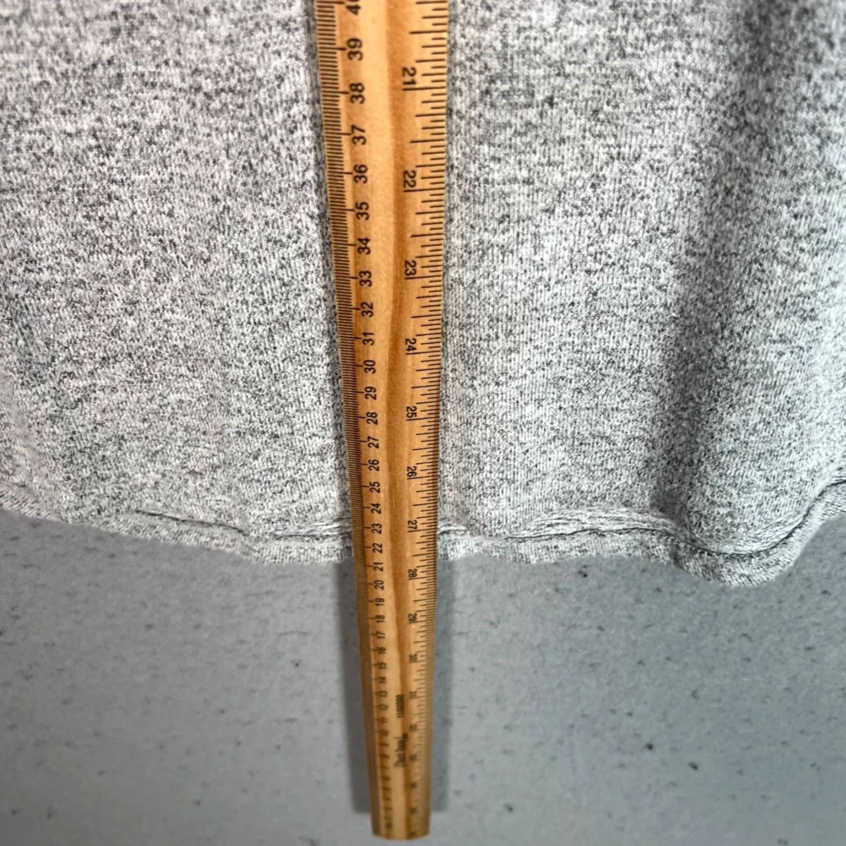 Ann Taylor VINTAGE Ann Taylor Womens Top Gray Long Sleeve Round Neck Pullover Size S Small Shirt Womens Size S / US 4 / IT 40 - 5 Thumbnail