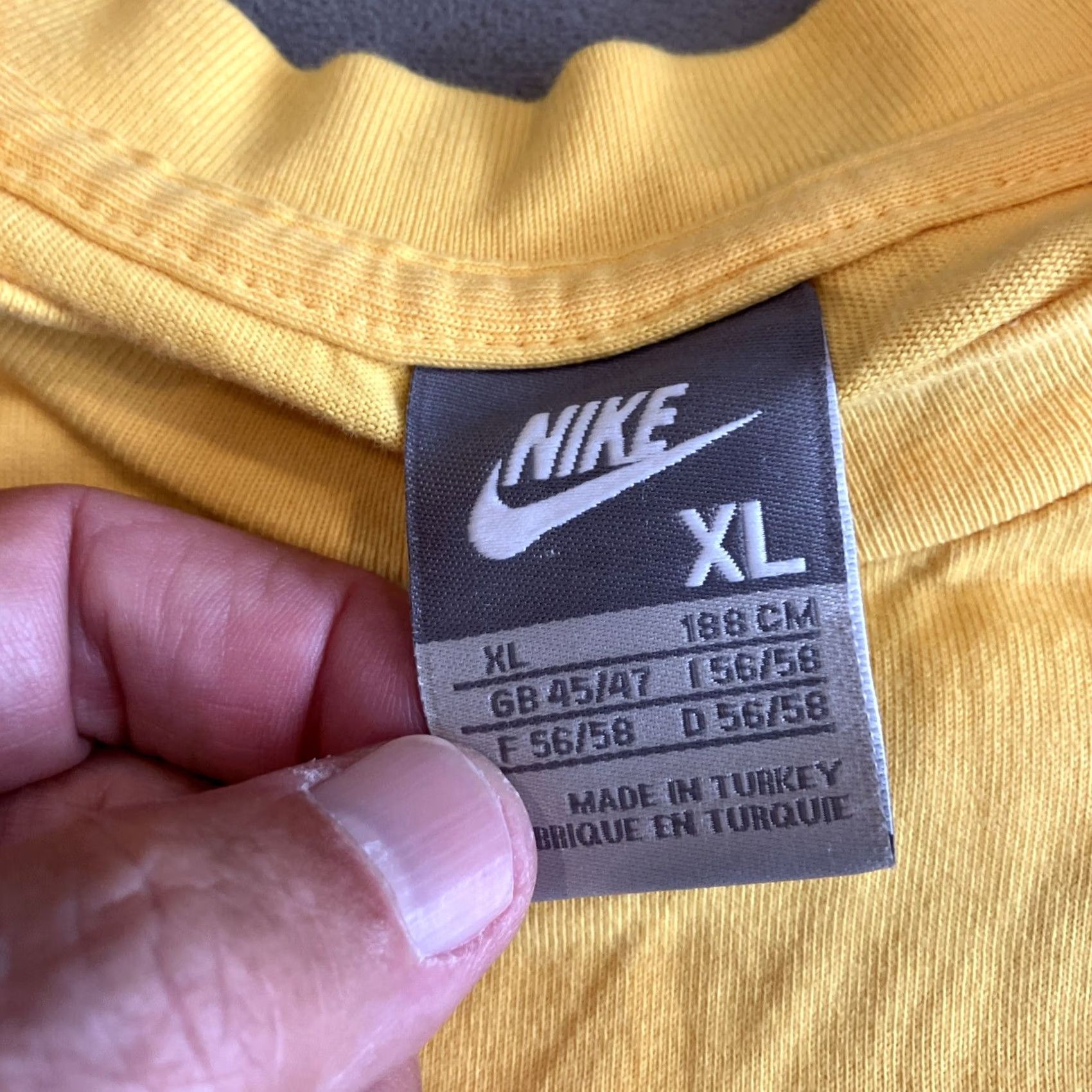 Nike VINTAGE Nike Madrid Double Sided T-Shirt XL Men Yellow Crew Neck Short Sleeve NWOT 90s Sports Running Track Graphic Print Gray Tag Size US XL / EU 56 / 4 - 3 Thumbnail