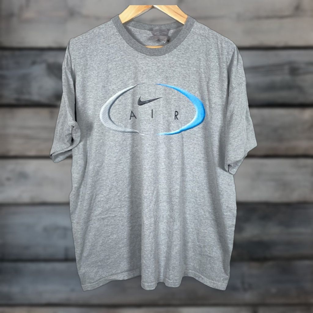 Nike Vintage Nike Air T-Shirt Men 2XL Gray Short Sleeve Crew Neck Double-Sided Print USA Made 2000s 90s Hipster Retro Graphic Size US XXL / EU 58 / 5 - 1 Thumbnail