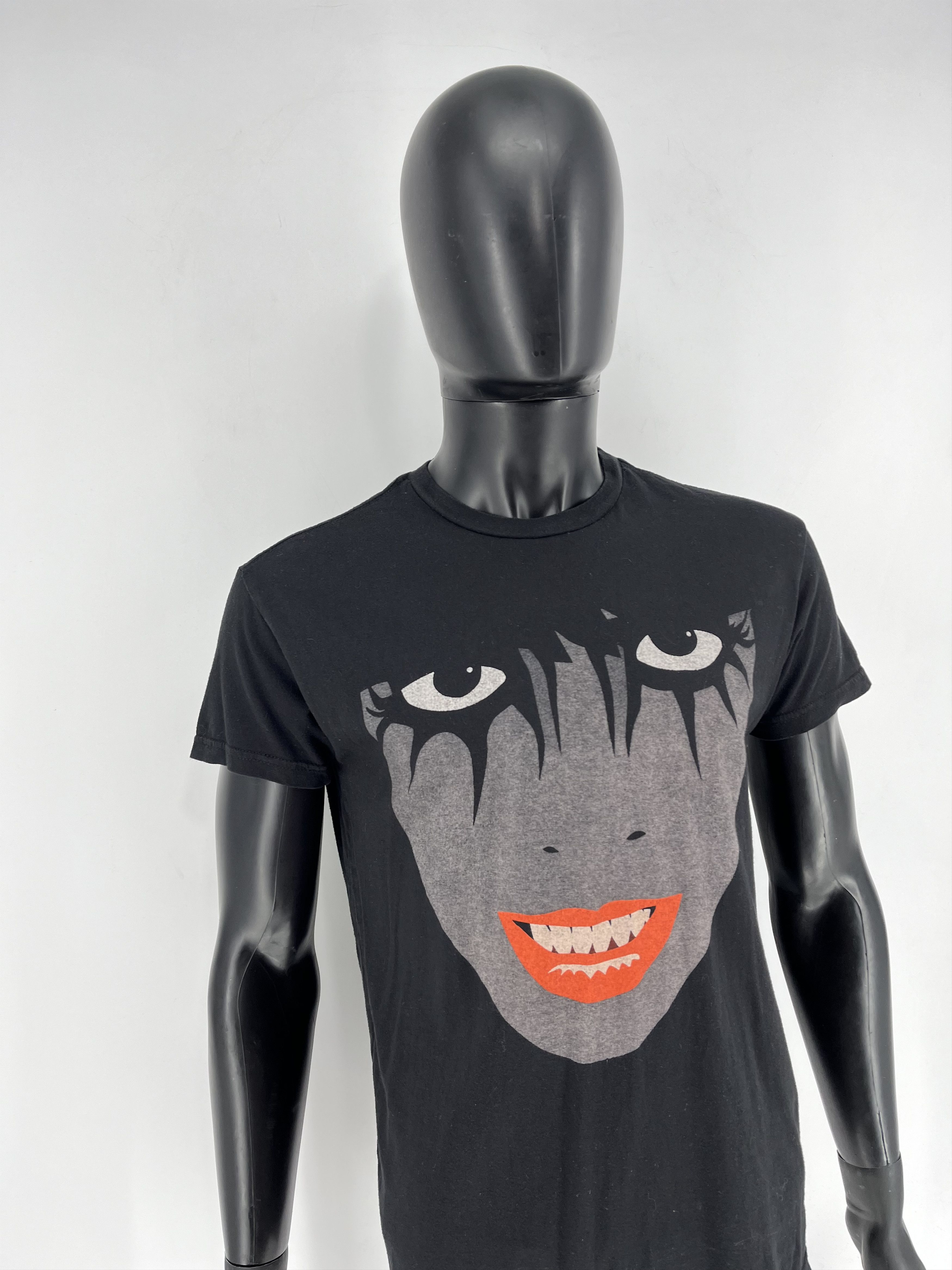 Band Tees × Vintage Vintage Mother Feather Logo On Black Horror Face Size S Size US S / EU 44-46 / 1 - 4 Thumbnail