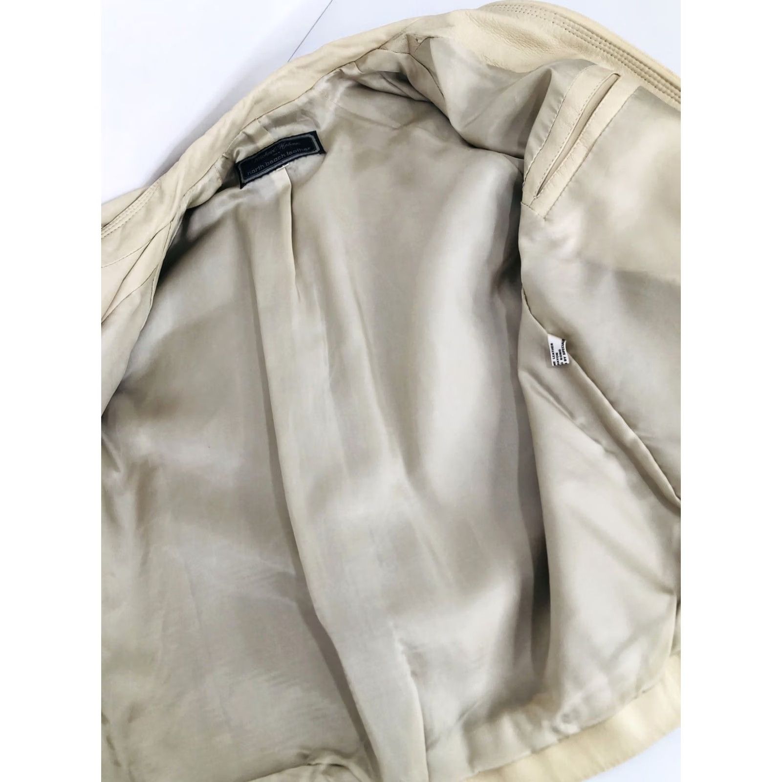 Vintage MICHAEL HOBAN North Beach Leather Vintage Mens 38 Moto Jacket Jacket Mens 38 Ivory Size US XXS / EU 40 - 5 Thumbnail