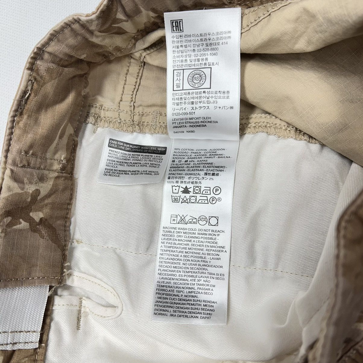 Levi's Levis Cargo Pants Brown Camo Ripstop Straight Tactical Y2K Size US 29 - 9 Thumbnail