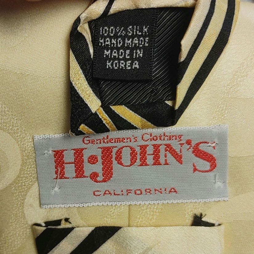 Other H John's Men's OS 100% Silk Yellow/Black Abstract Tie Size ONE SIZE - 2 Thumbnail