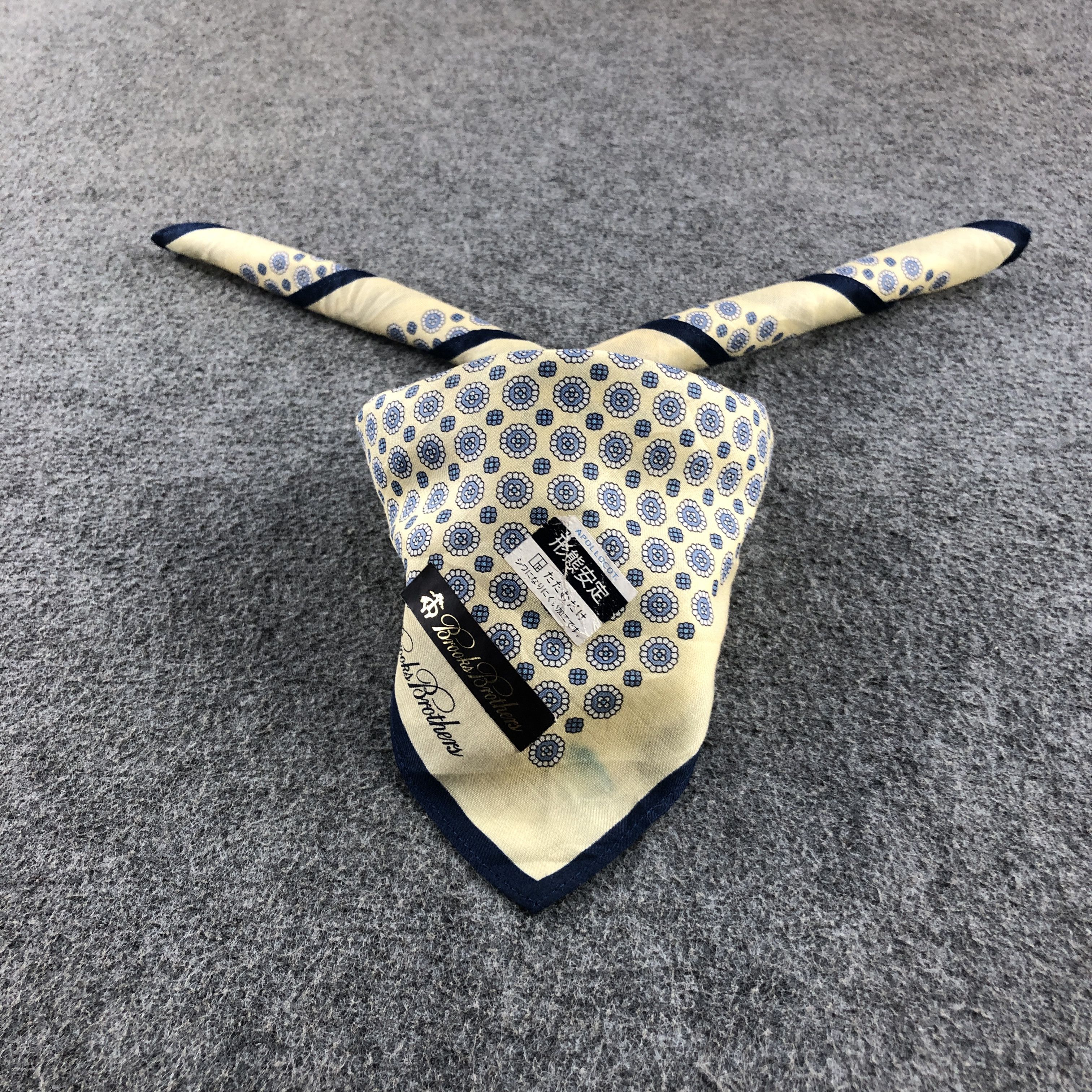 Brooks Brothers × Vintage Brooks Brothers Handkerchief Neckerchief Bandana H2750 Size ONE SIZE - 1 Thumbnail