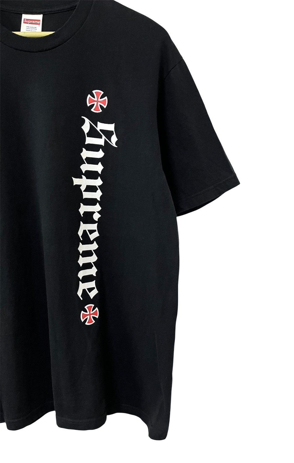 Independent Truck Co. × Supreme SUPREME INDEPENDENT OLD ENGLISH FONT SKATEBOARD TSHIRT Size US M / EU 48-50 / 2 - 8 Thumbnail