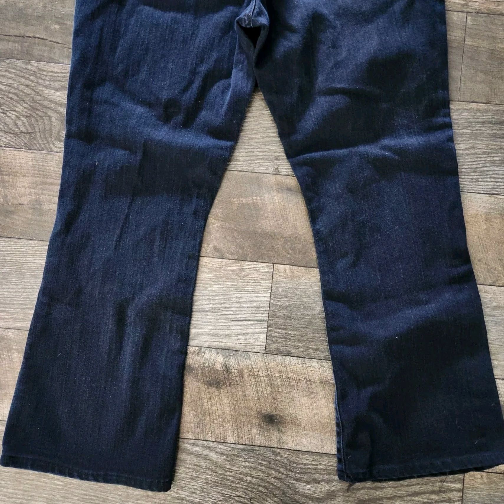 Levi's Levi's 515 Bootcut Jeans Women's Size 12s 27" Blue Mid Rise Dark Wash Y2K VTG Jeans Size 34" / US 12 / IT 48 - 5 Thumbnail