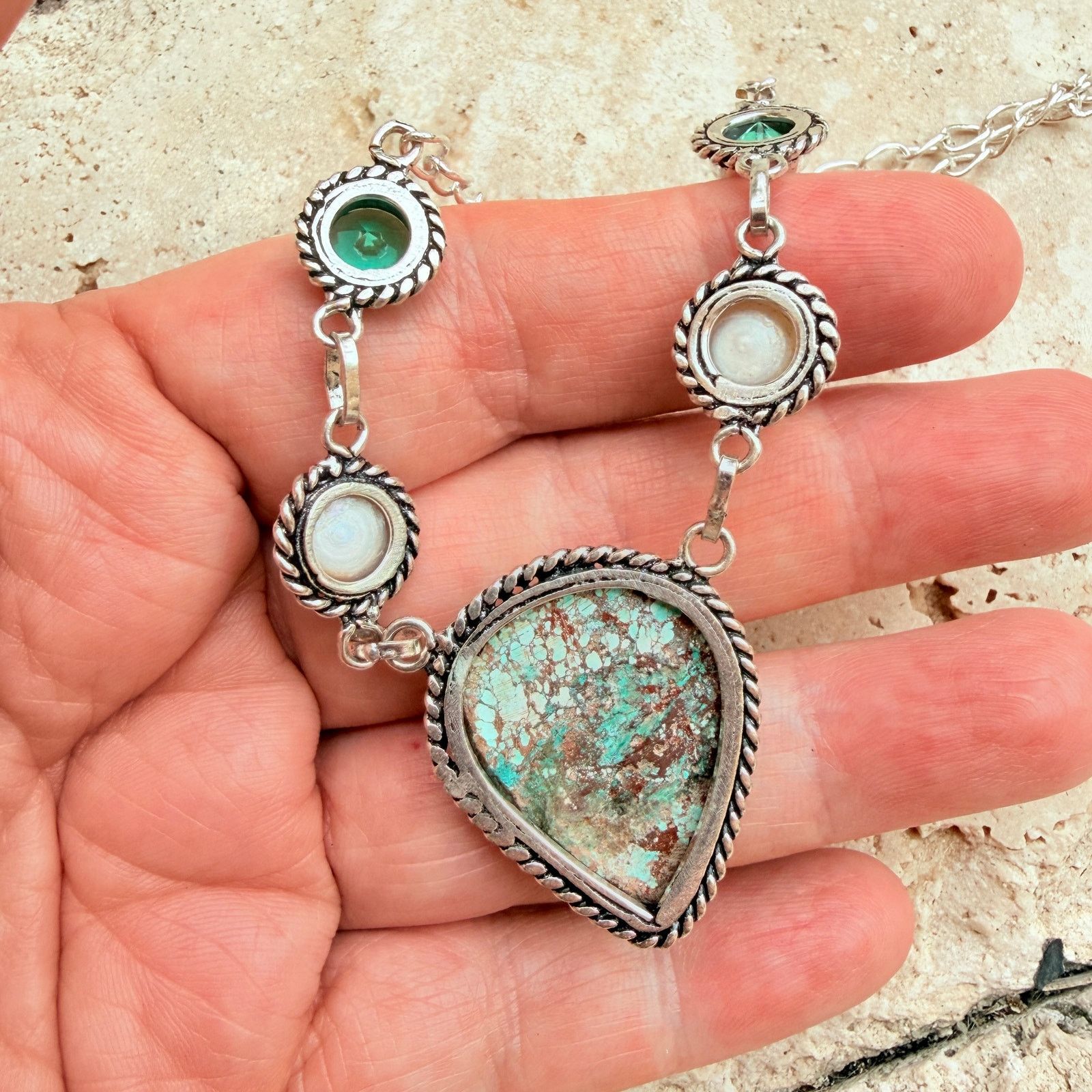 The Unbranded Brand Large Turquoise Pearl Statement Necklace Size ONE SIZE - 5 Thumbnail