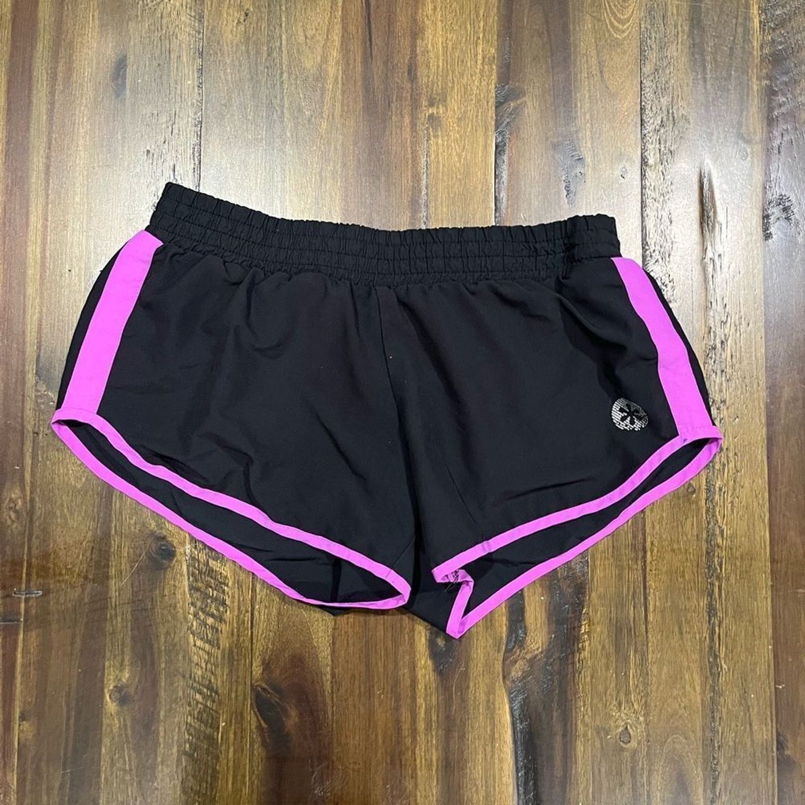 Old Navy Old Navy Track Shorts Black Hot Pink Size 26" / US 2 / IT 38 - 1 Thumbnail