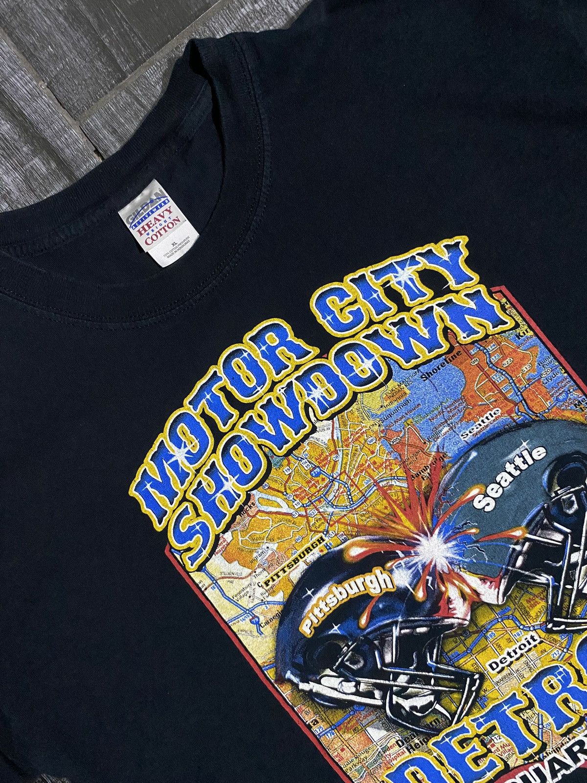 Gildan Black vintage 2006 Detroit Motor City Showdown T-shirt Size US XL / EU 56 / 4 - 2 Thumbnail