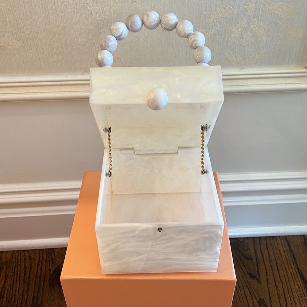 Cult Gaia Cult Gaia Eos Box Bag in Pearl Size ONE SIZE - 5 Thumbnail