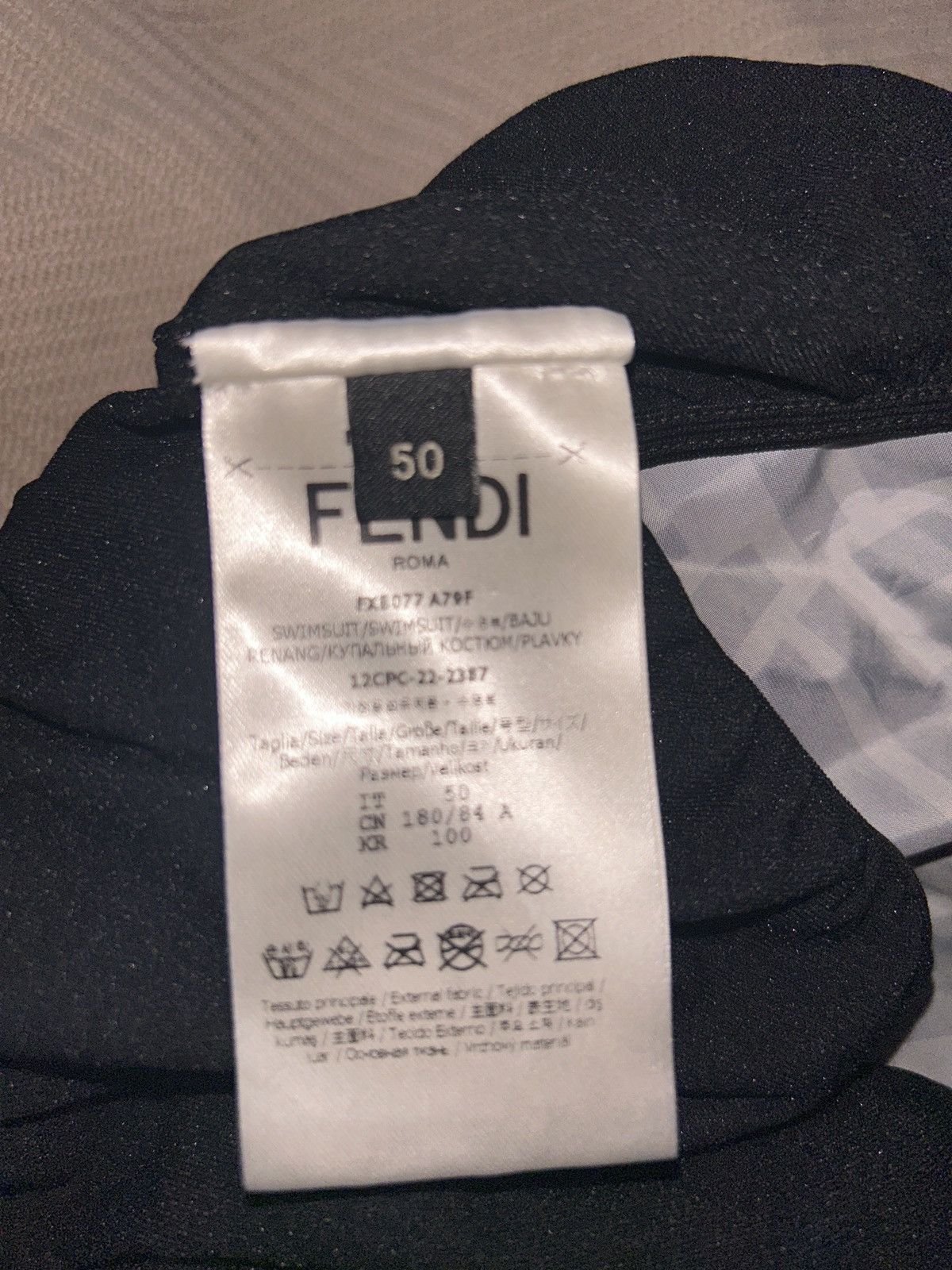 Fendi Fendi swim trunks size 50 Size US 44 / EU 60 - 6 Thumbnail