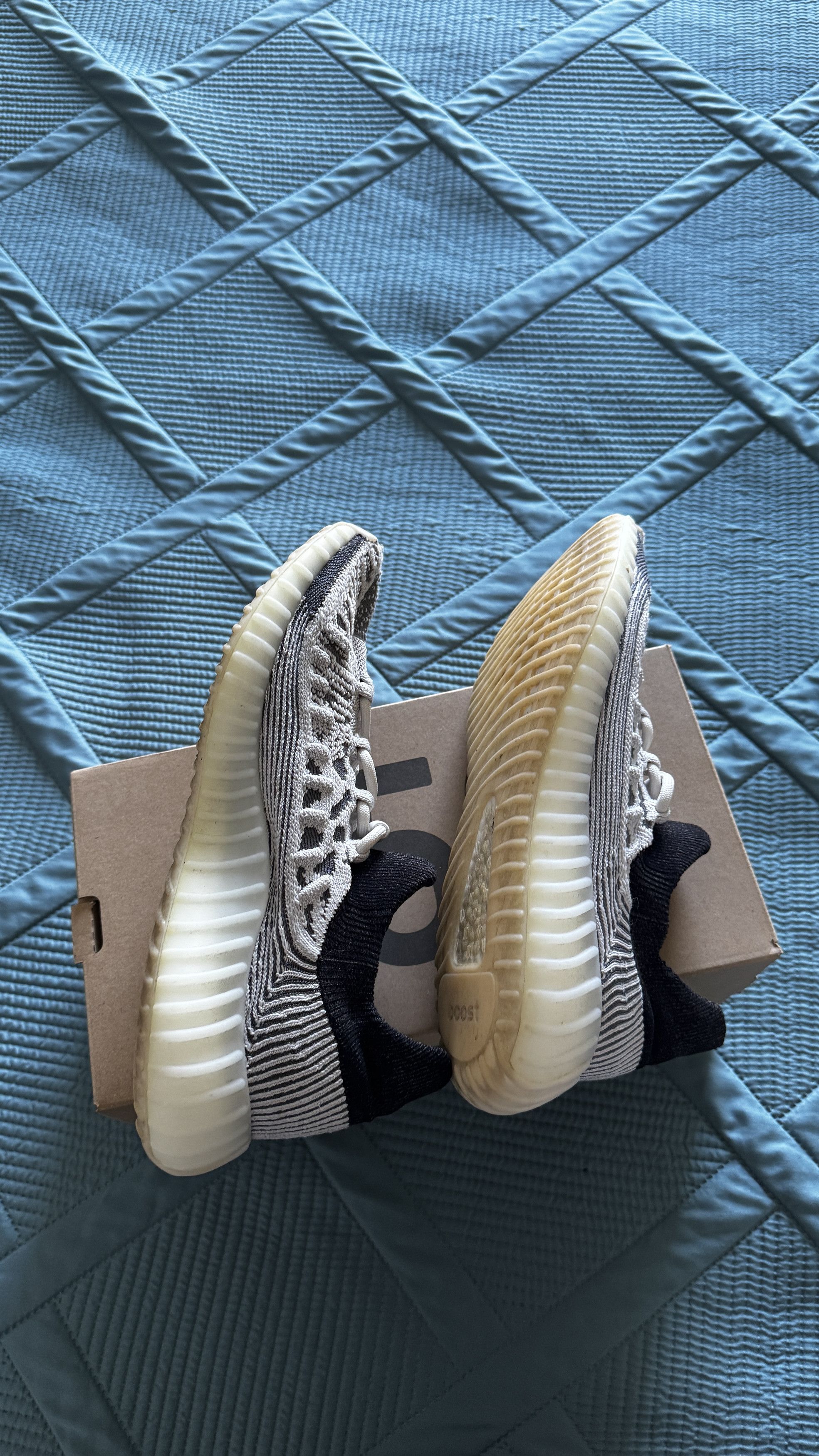 Yeezy Adidas Yeezy 350 V2 CMPCT Slate Panda Size US 9.5 / EU 42-43 - 10 Thumbnail