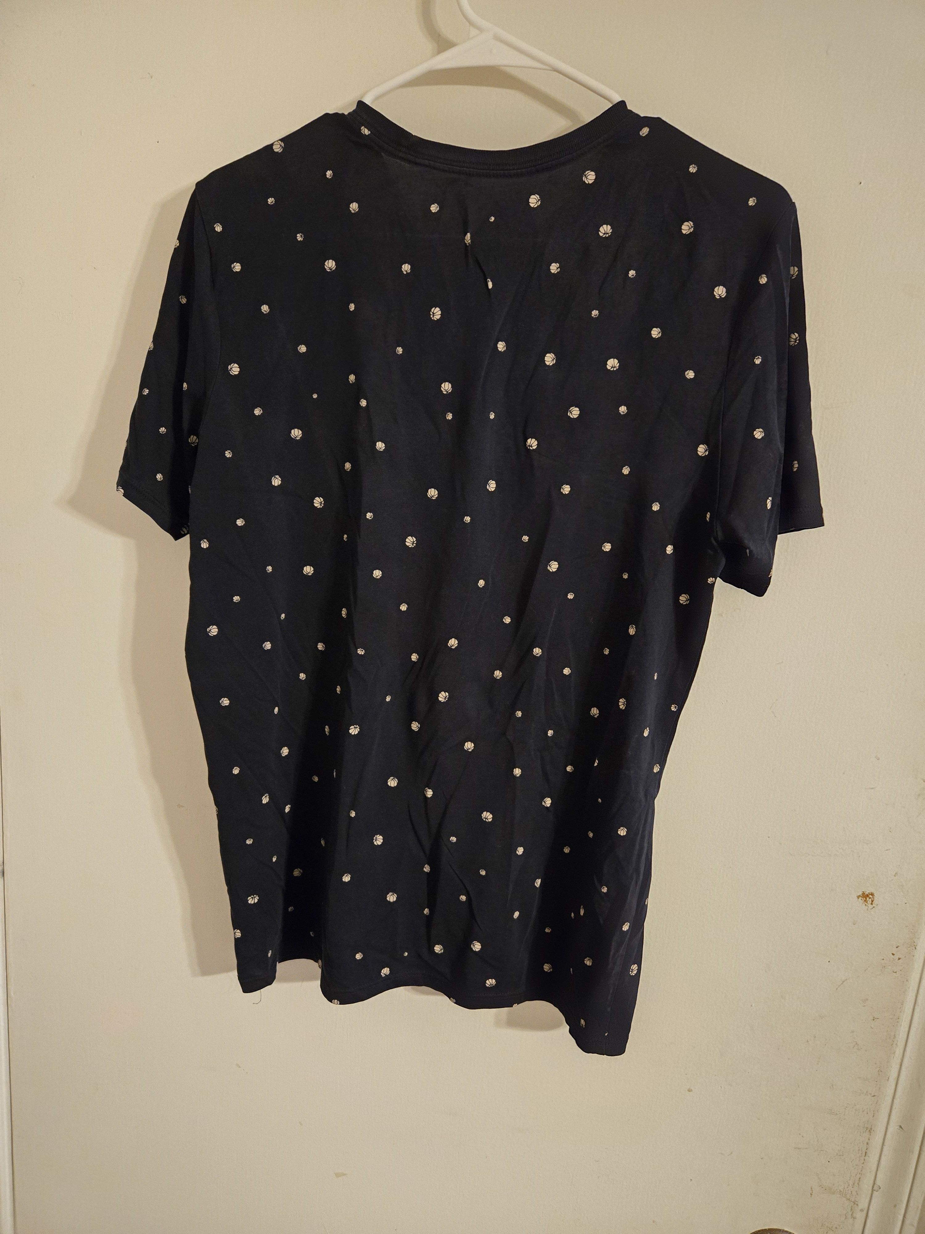 Nike Nike Basketball All-Over Design Tee Size US M / EU 48-50 / 2 - 2 Thumbnail