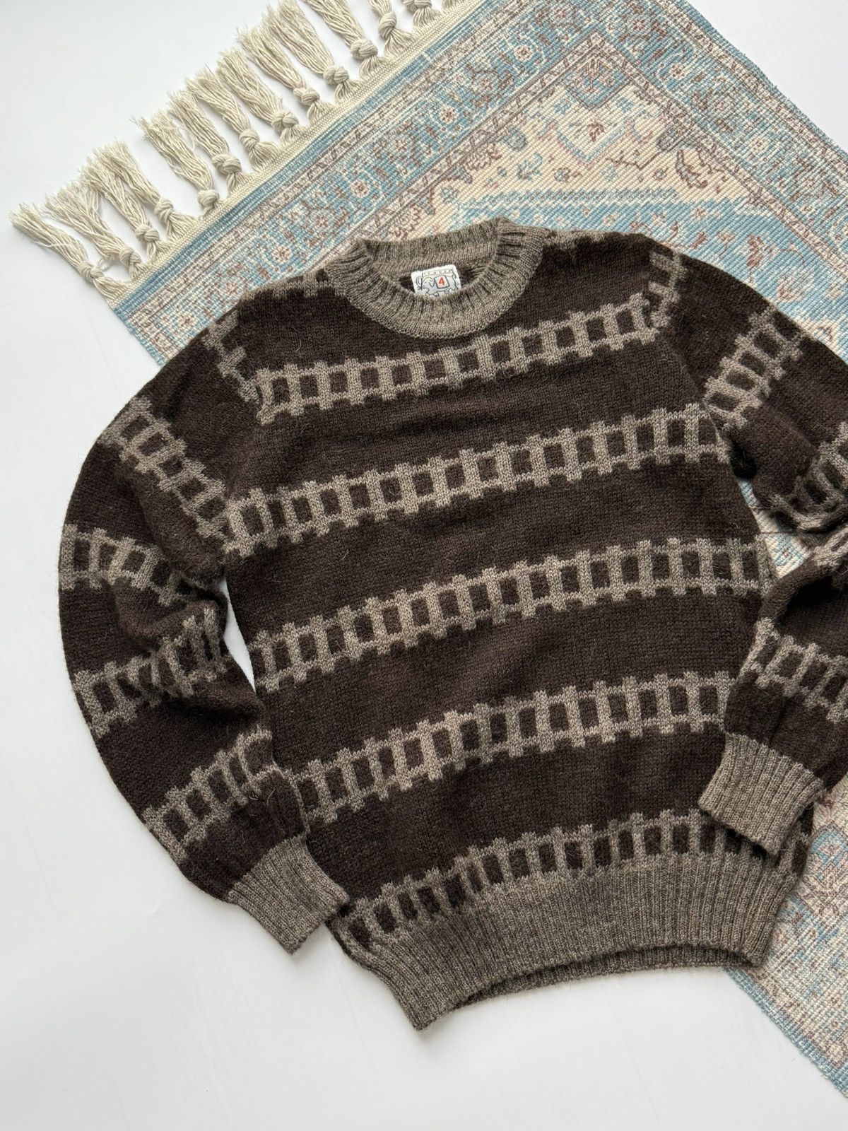 Tender Co. Rare Tender Co. Locomotive Pure Wool Scotland Sweater Sz M Size US M / EU 48-50 / 2 - 2 Thumbnail