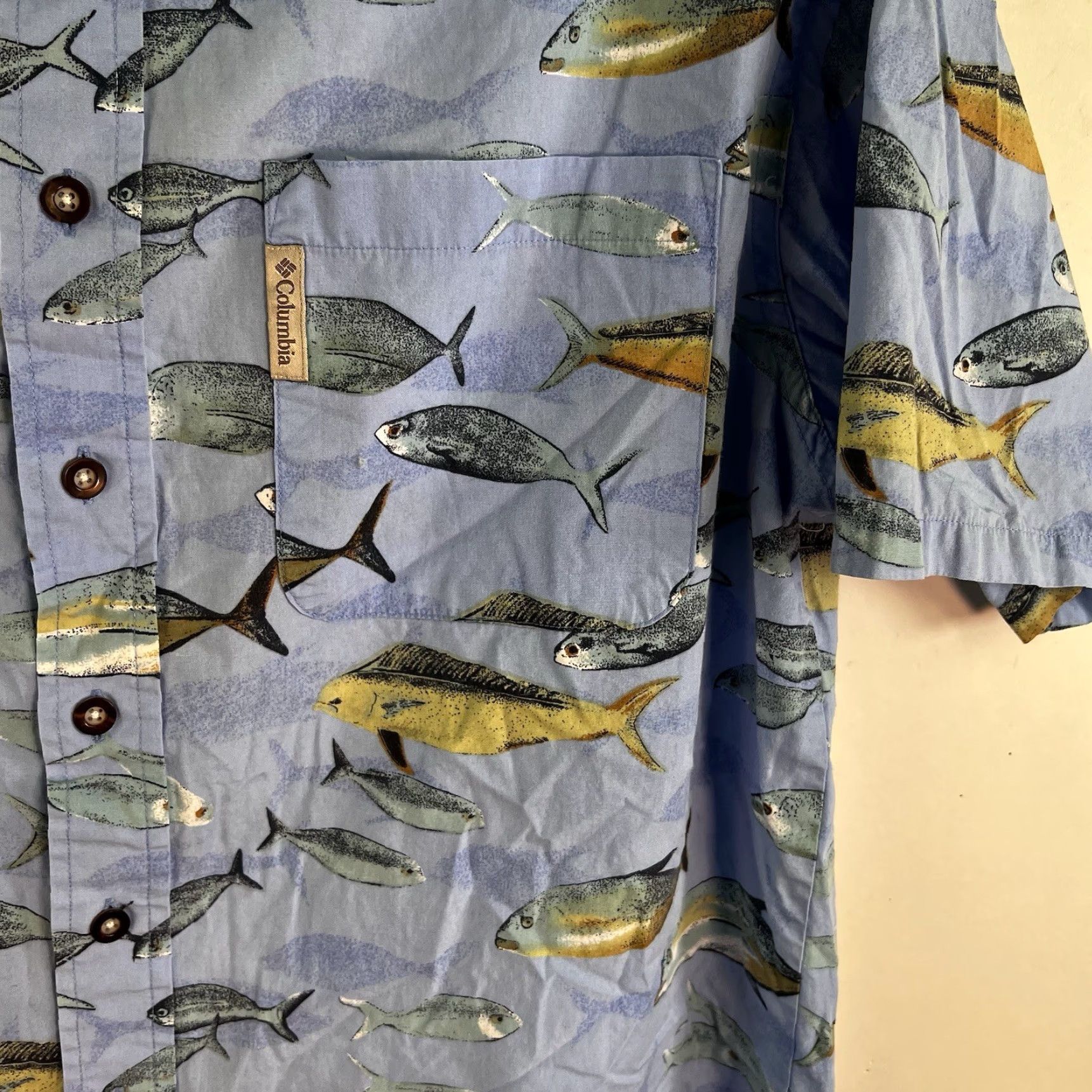 Vintage VINTAGE Columbia Men’s Shirt Short Sleeve Cotton Blue Fish Theme Casual Travel Workwear Size L Size US L / EU 52-54 / 3 - 3 Thumbnail