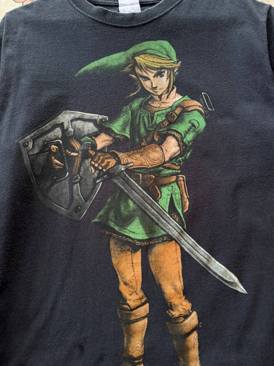 Anime Vintage Y2K The Legend of Zelda Twilight Princess Tshirt Size US M / EU 48-50 / 2 - 3 Thumbnail