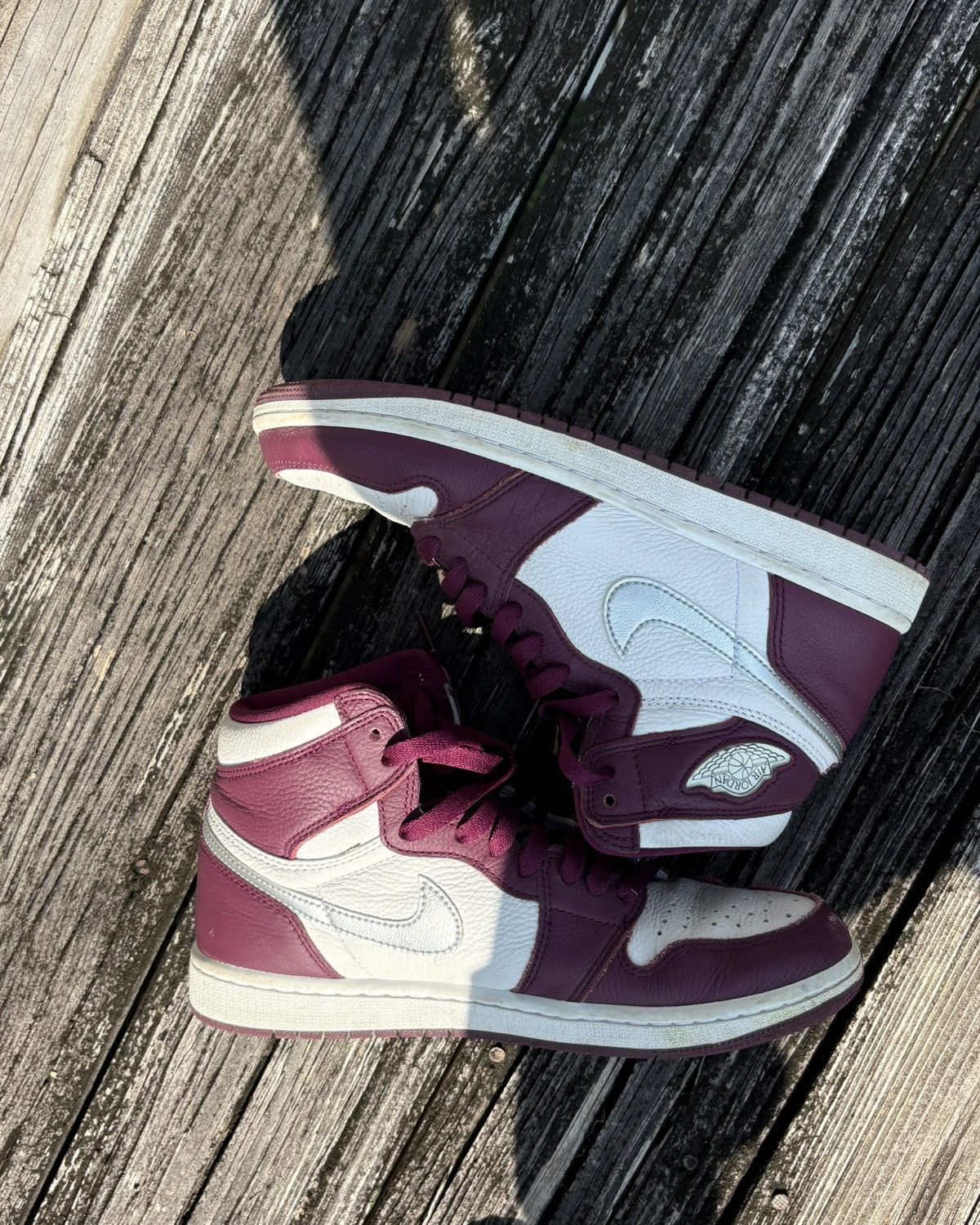 Jordan Brand Jordan 1 Bordeaux Size US 8.5 / EU 41-42 - 1 Thumbnail