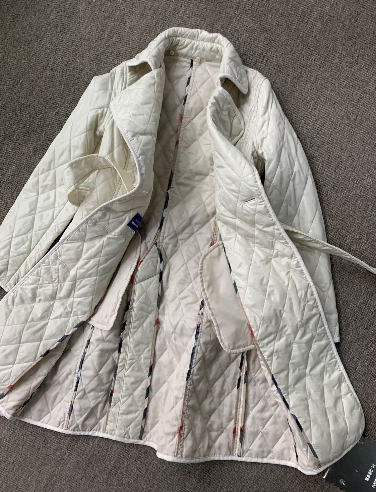 Burberry BURBERRY Limited Edition Beige Argyle Cotton Jacket Size M / US 6-8 / IT 42-44 - 2 Thumbnail