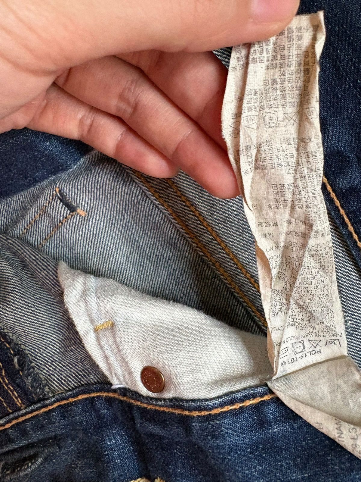 Levi's Vintage 90s Levis 505 Patch Faded Wash Loose Baggy Jeans Size US 30 / EU 46 - 12 Thumbnail