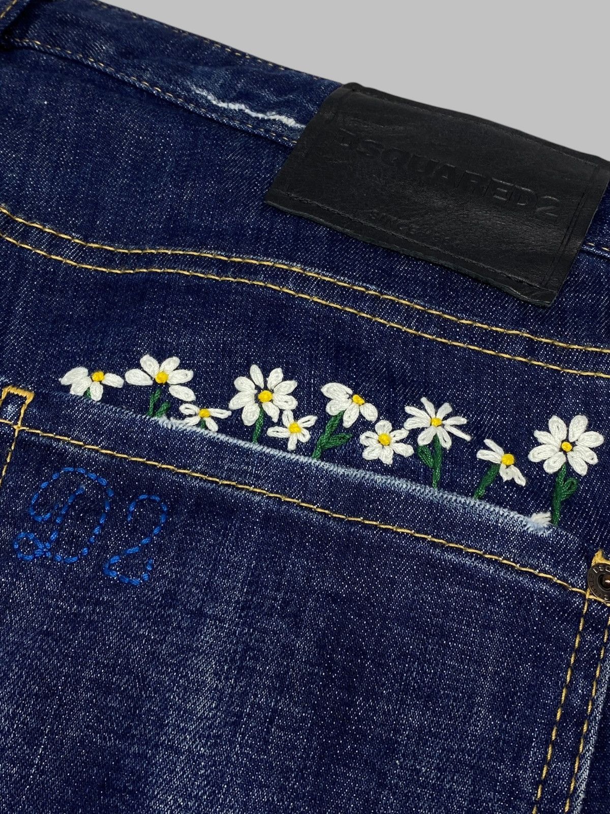 Dsquared2 🔥 DSQUARED2 DAISY EMBROIDERED JEANS Y2K COOL GUY VIBES Size US 34 / EU 50 - 15 Thumbnail