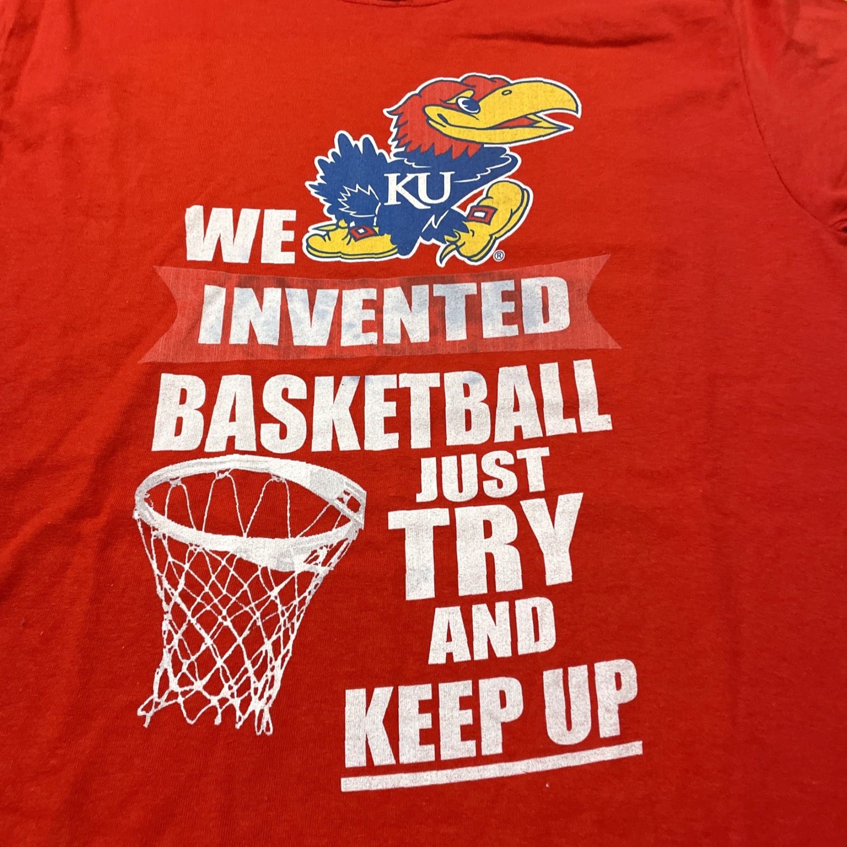Gildan VINTAGE KANSAS Jayhawks Shirt Men M Red "We Invented Basketball" NCAA March Madness Tee Size US M / EU 48-50 / 2 - 5 Thumbnail