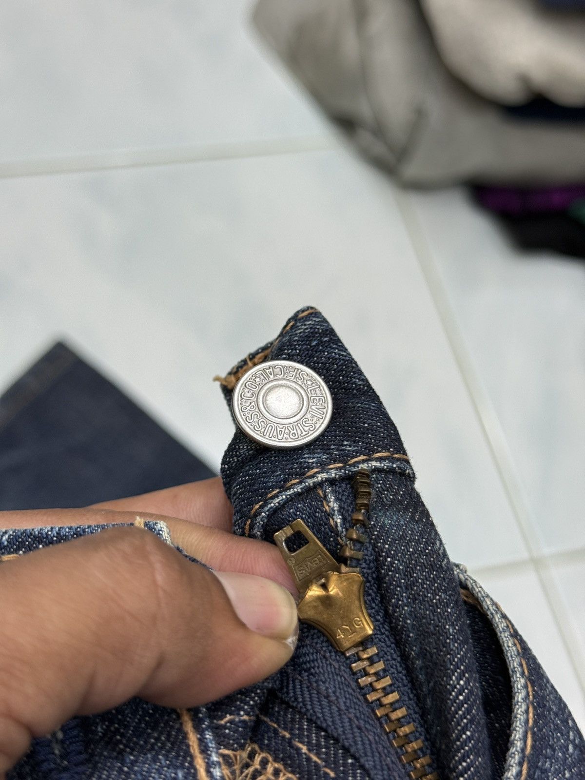 Levi's 🔥🔥🔥STEALS VTG LEVIS DISTRESSED DENIM Size 28" / US 6 / IT 42 - 12 Thumbnail