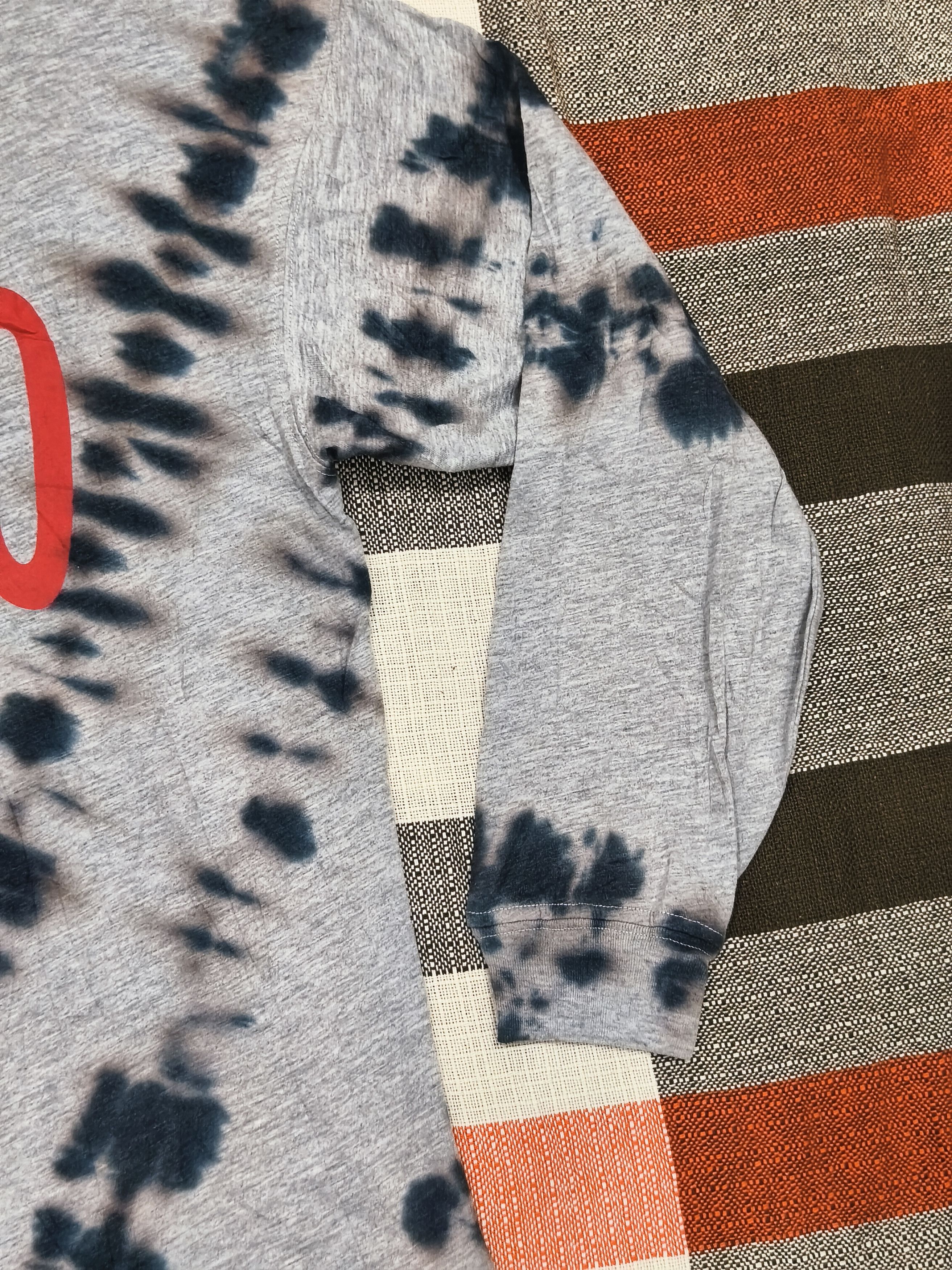 Other Wild Fable long-sleeve oversized T-shirt a tie-dye pattern Size US M / EU 48-50 / 2 - 4 Thumbnail