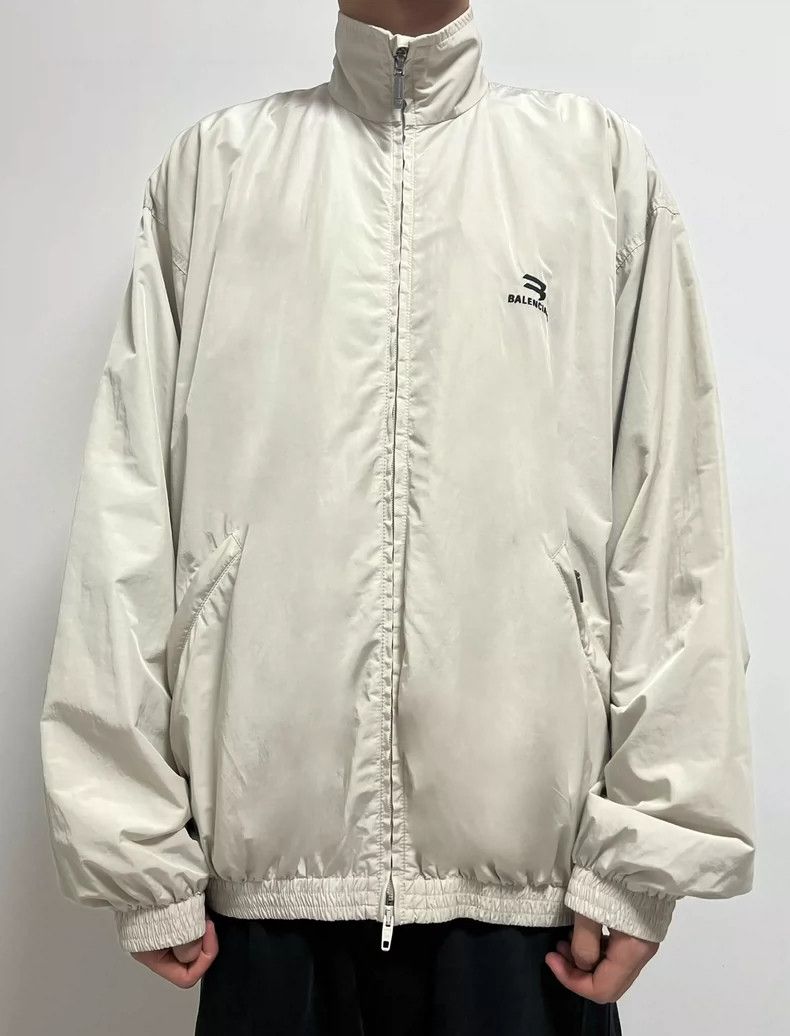 Balenciaga Balenciaga SS23 3 B Sports Icon embroidered logo pleated ja Size US S / EU 44-46 / 1 - 2 Thumbnail