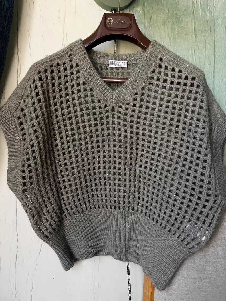 Brunello Cucinelli Brunello Cucinelli 23 hollowed out bright sheep's wool swe Size M / US 6-8 / IT 42-44 - 3 Thumbnail