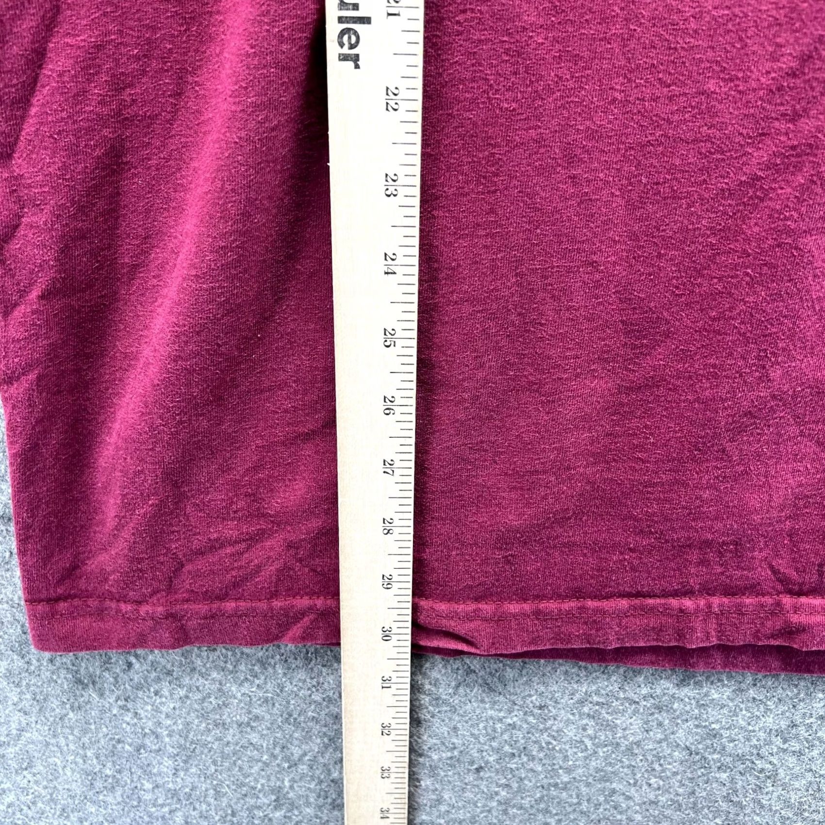 Harley Davidson VINTAGE Harley-Davidson Shirt Mens 2XL Burgundy Crewneck Short Sleeve T-Shirt Logo All Seasons Fall Spring Summer Winter Mens Size US XXL / EU 58 / 5 - 4 Thumbnail
