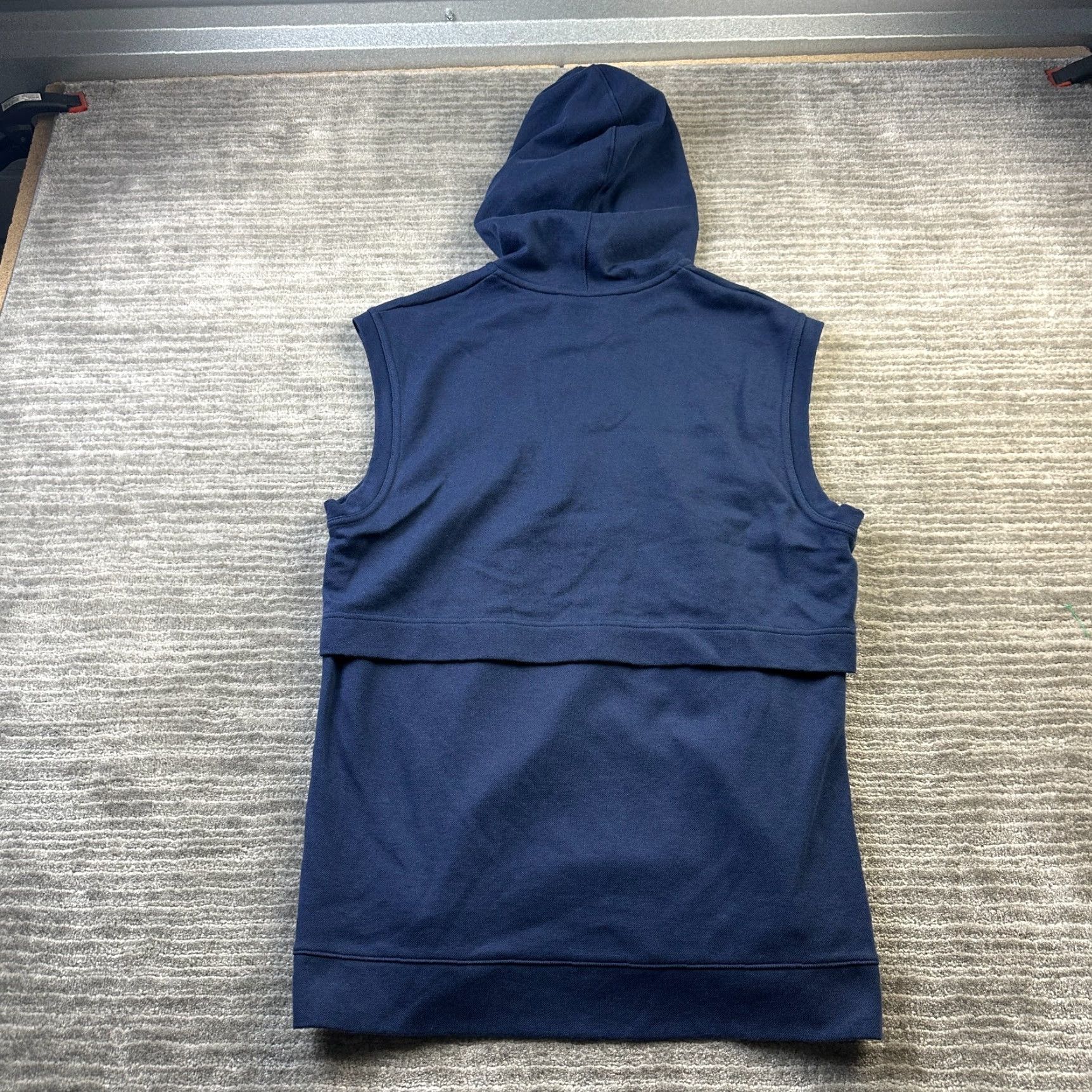 Nike Nike Hoodie Mens M Black Sleeveless Dri-Fit Tour Performance Gym & Training Sportswear Pullover Regular Capable of Vintage? No Size US M / EU 48-50 / 2 - 2 Thumbnail