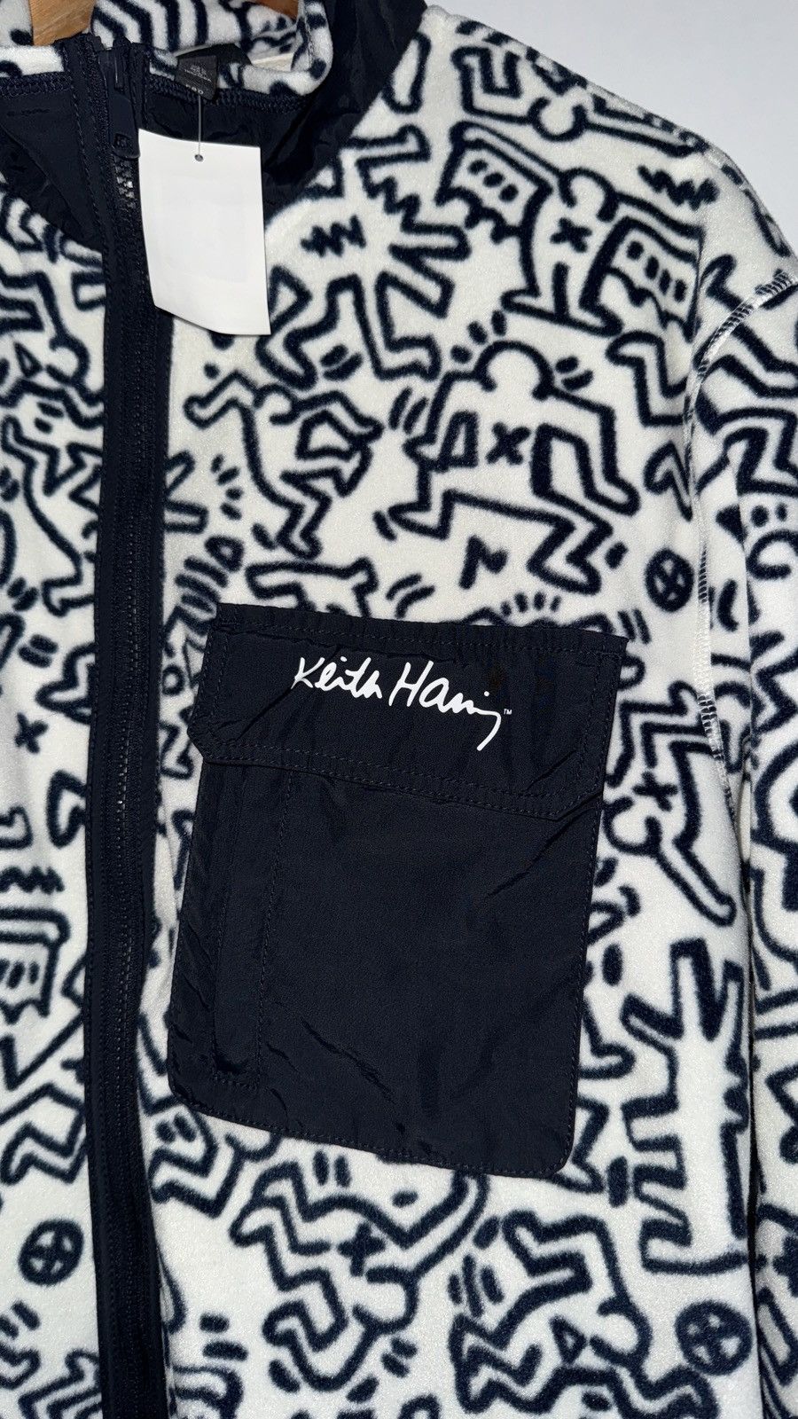 H&M × Keith Haring Keith Haring x H&M Sold Out Polar Brand New Size US L / EU 52-54 / 3 - 3 Thumbnail