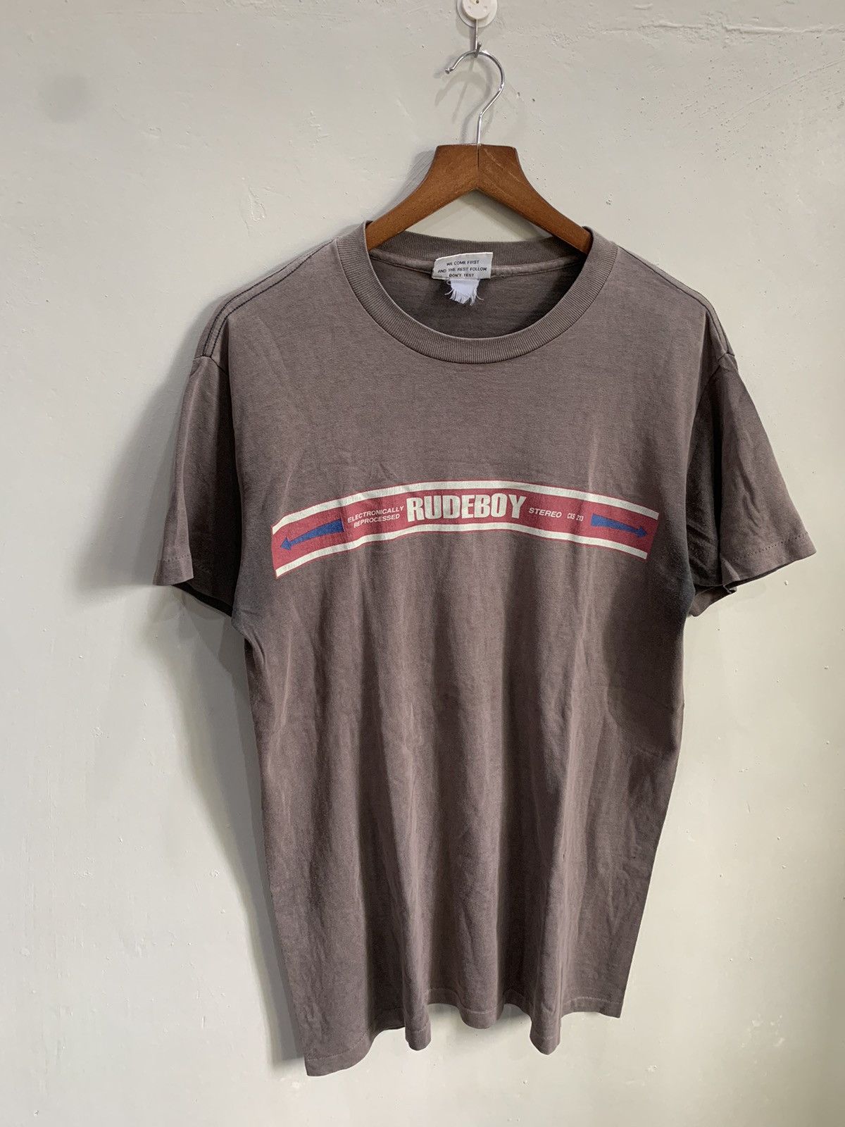 Vintage Vintage Sunfaded RudeBoy T shirt Size US L / EU 52-54 / 3 - 1 Thumbnail