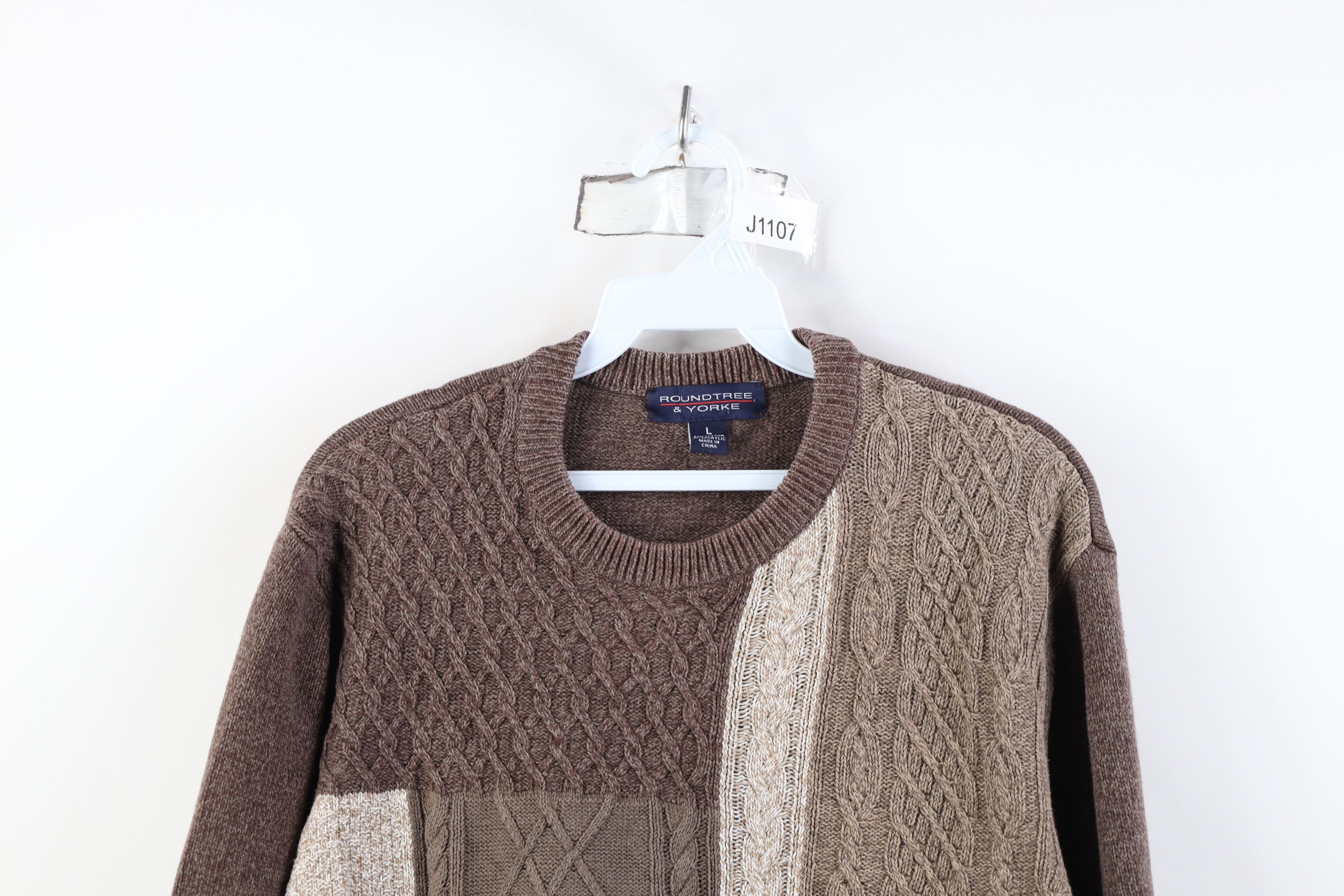 Vintage Vintage 90s Streetwear Donegal Fisherman Cable Knit Sweater Size L / US 10 / IT 46 - 2 Thumbnail
