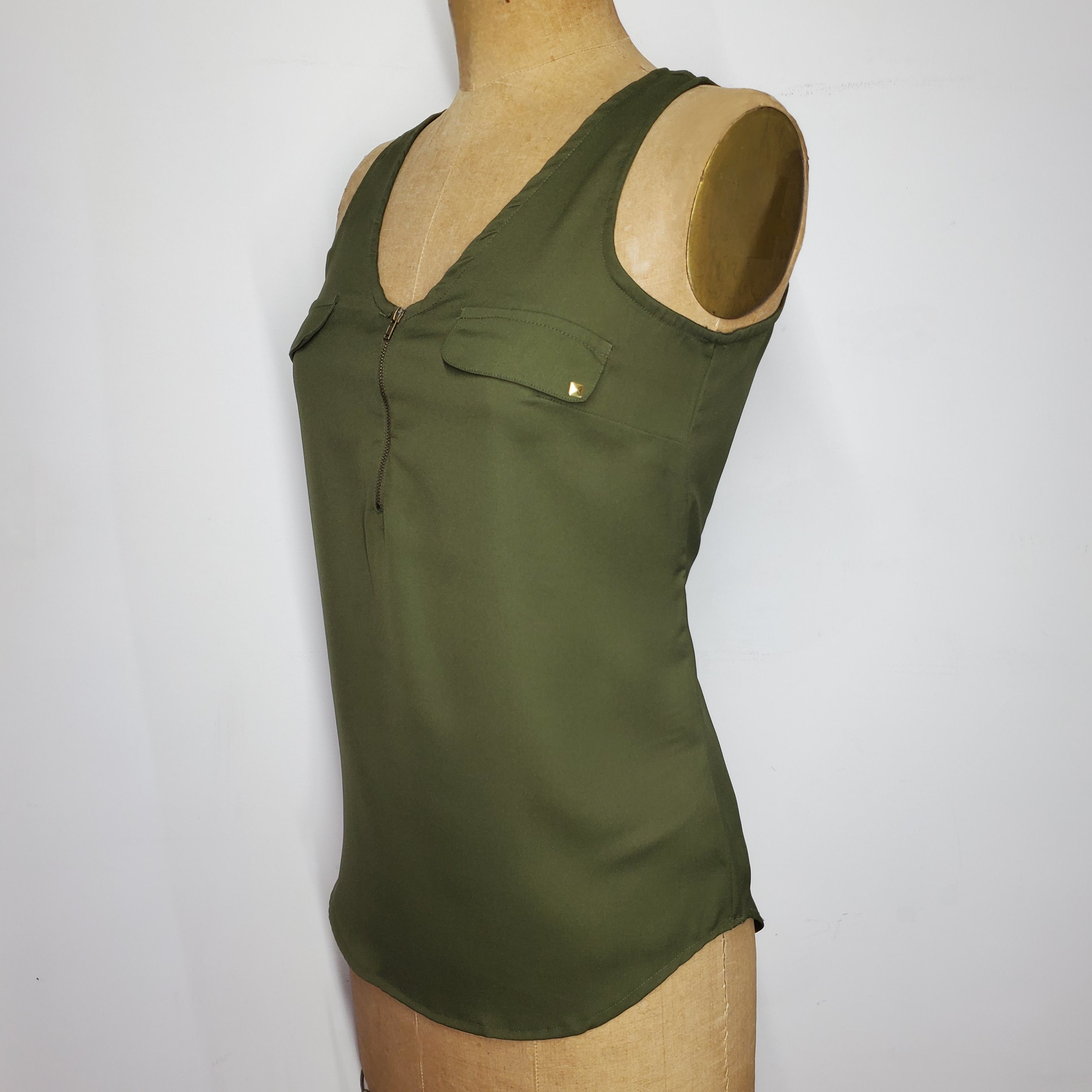 Other Fashion Web Size M Tank Top Army Green Chiffon V Neck Faux Size M / US 6-8 / IT 42-44 - 3 Thumbnail