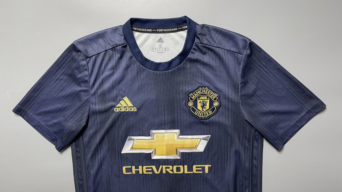 Adidas MAN UNITED ADIDAS 2018/2019 FOOTBALL THIRD JERSEY #8 MATA Size US S / EU 44-46 / 1 - 3 Thumbnail