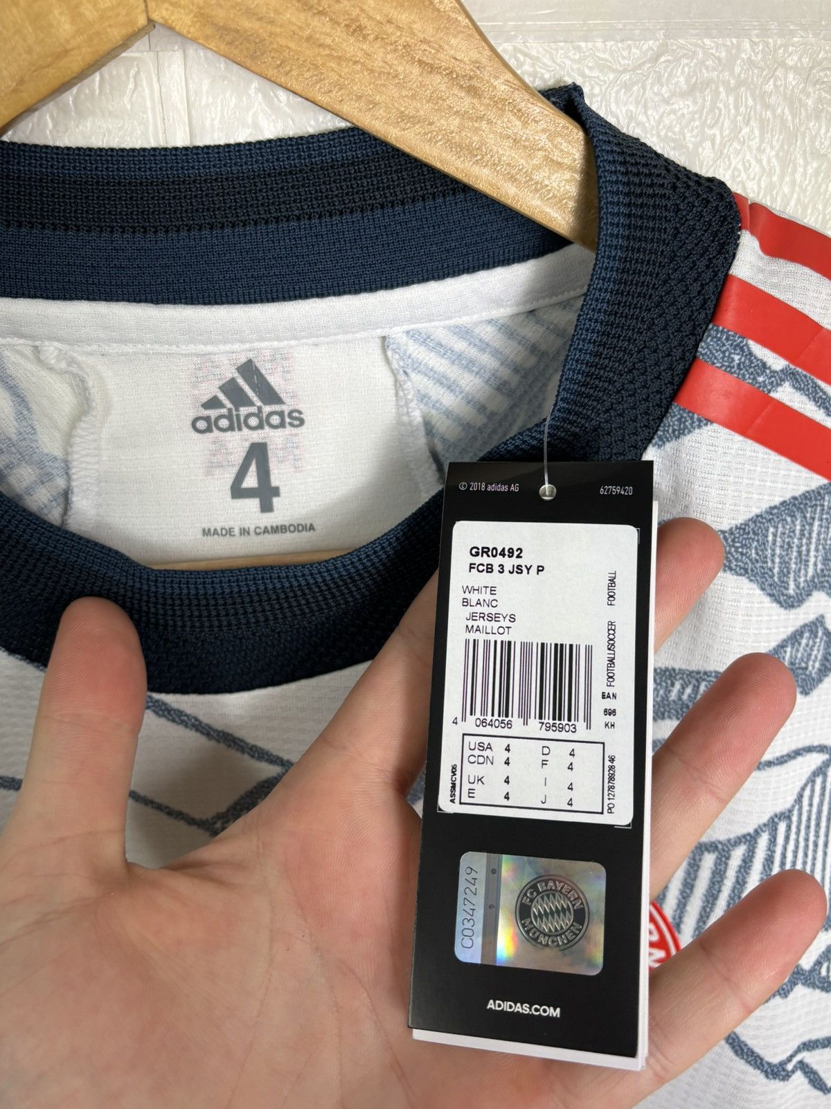 Adidas Bayern Munich 2021-2022 Away Player Issue Soccer Jersey Size US M / EU 48-50 / 2 - 17 Thumbnail