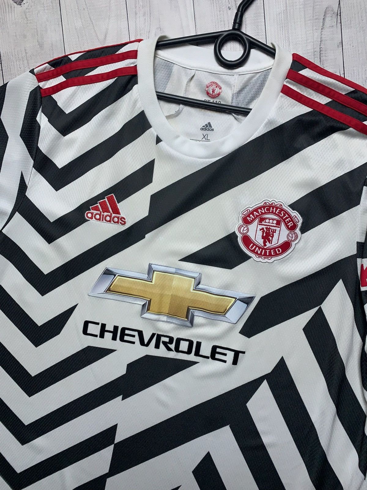 Adidas × Vintage Vintage adidas Manchester United soccer jersey away Xl Size US XL / EU 56 / 4 - 2 Thumbnail